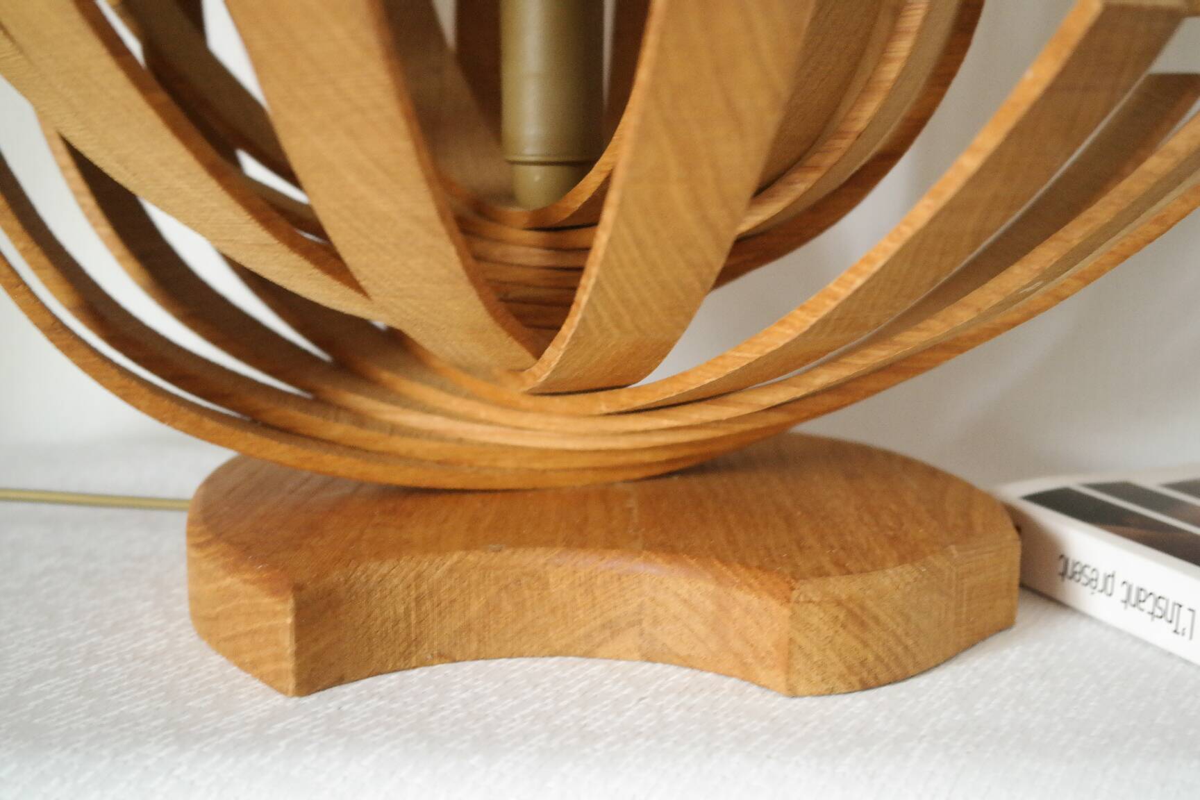 Enaol wooden design kinetic lamp