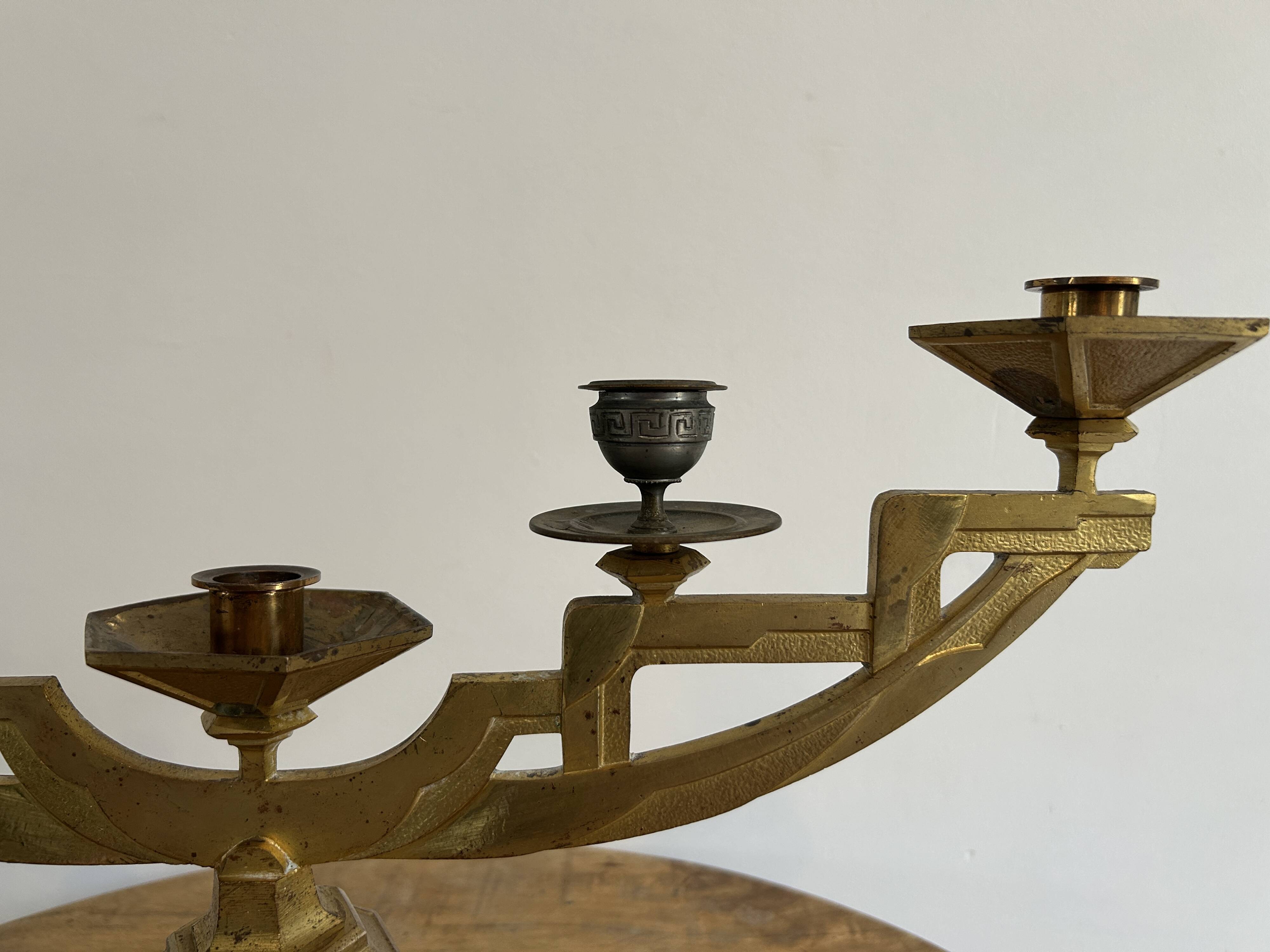Paire de candélabres en bronze doré d'époque ART DECO