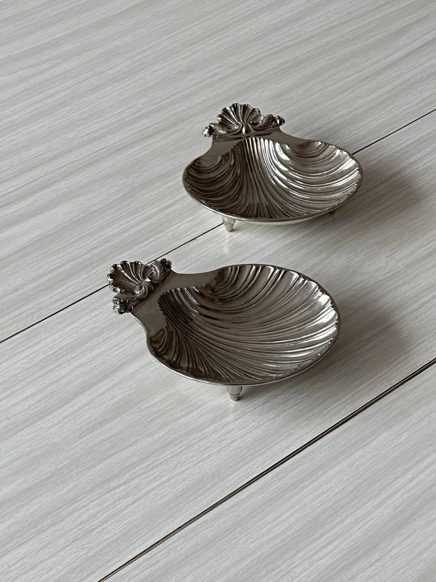 silver shell bowl, key tray