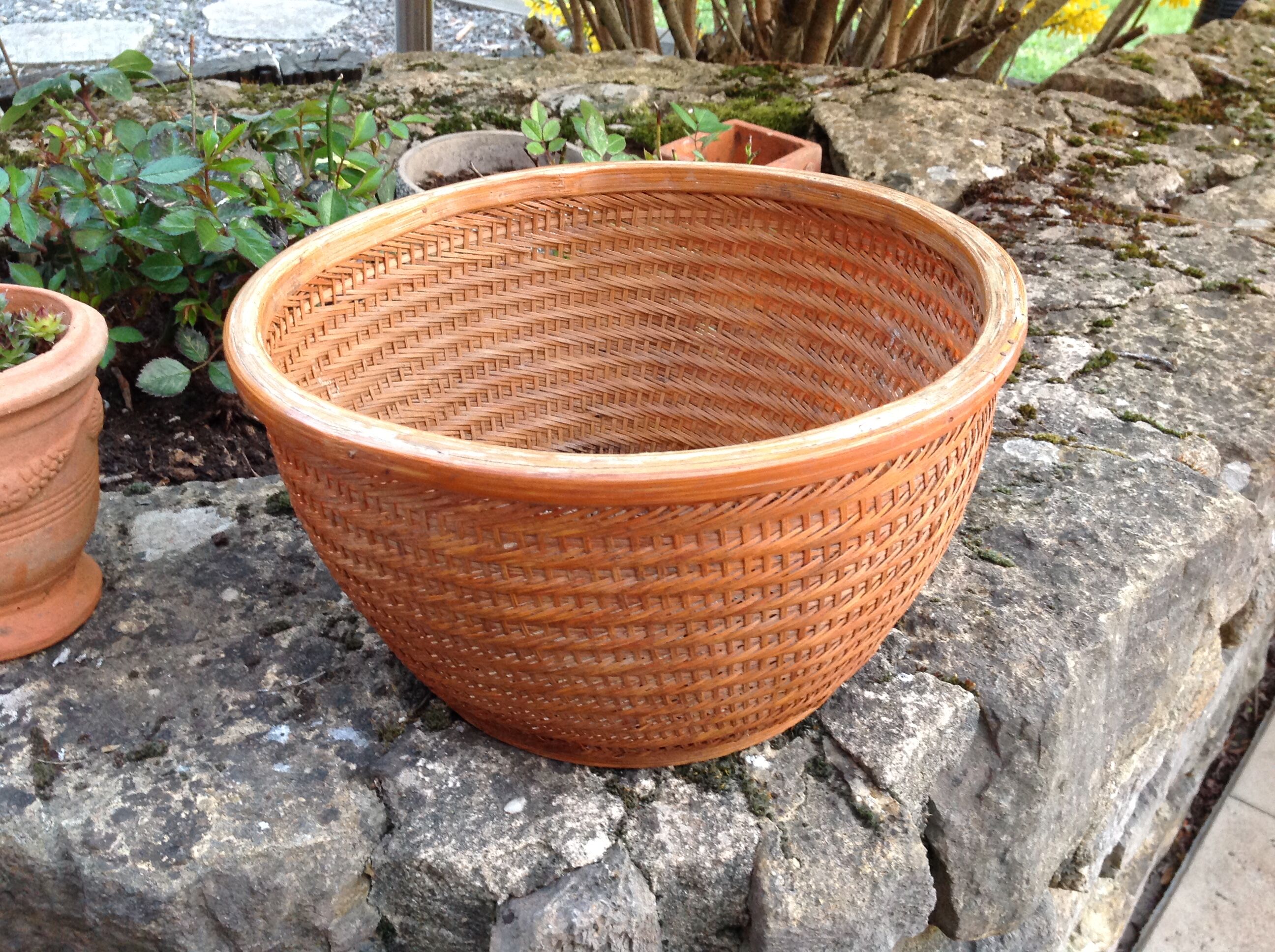 Braided wicker pot cover, vintage 60s/70s