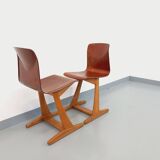 Paire de chaises design vintage ASS Schulmöbel Pagholz Thur-Op-Seat en bois courbé et hêtre