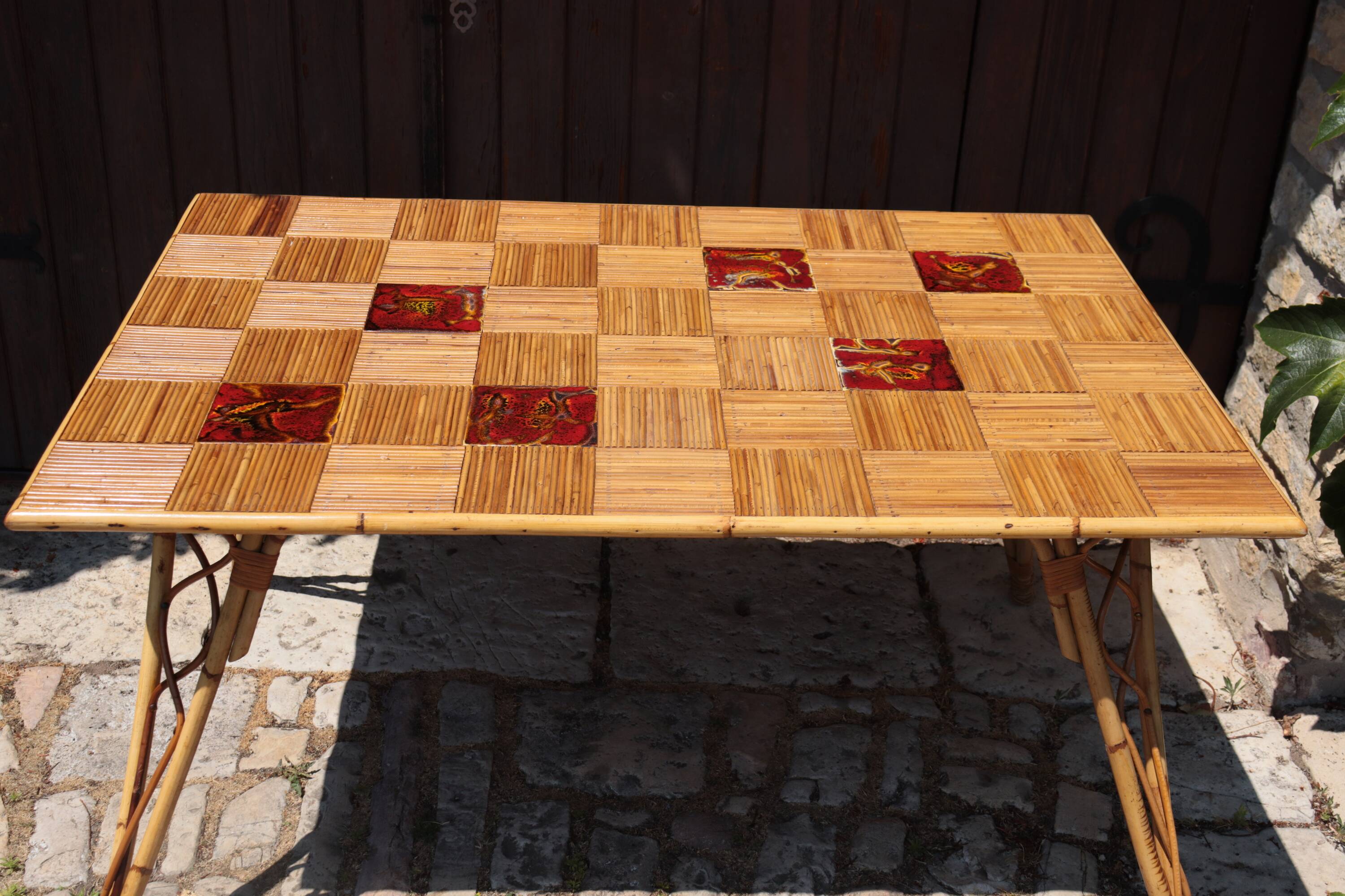 Table à manger rotin & céramique attribuée à  Audoux Minet