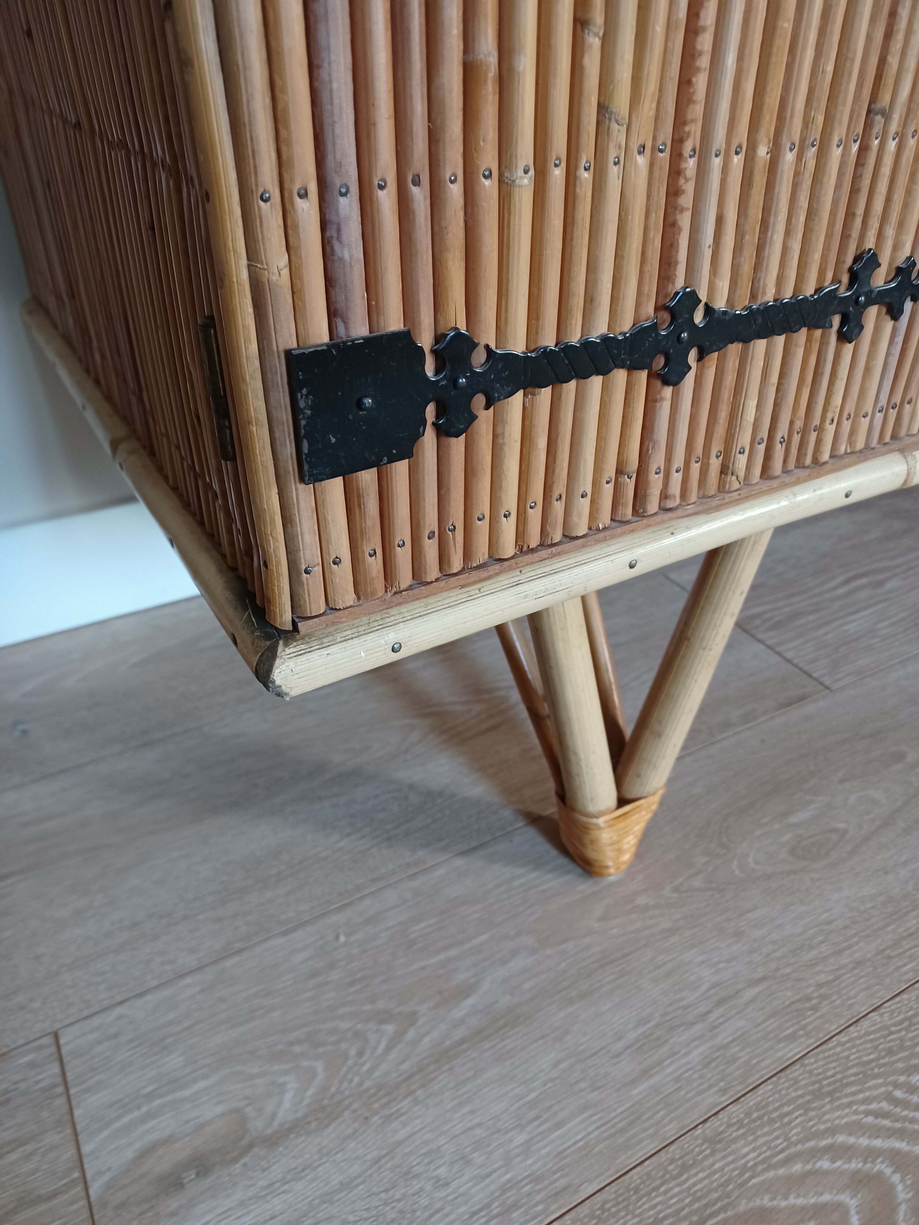 Buffet in rattan and vintage split bamboo