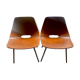 Chaise "Tonneau" de Pierre Guariche en cuir