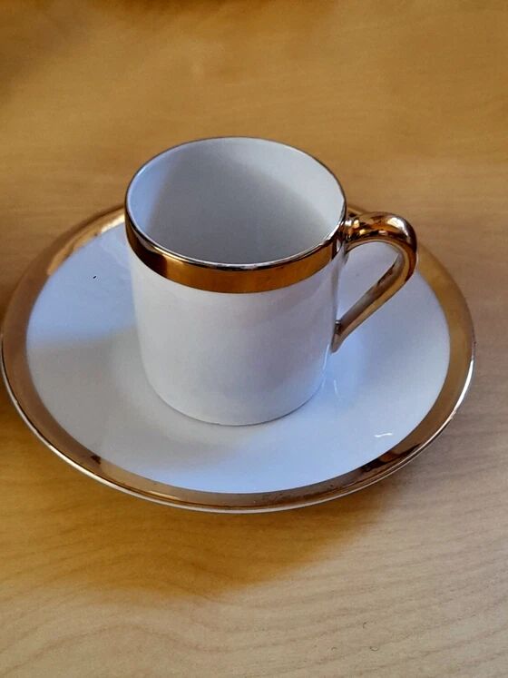 Porcelain coffee cups