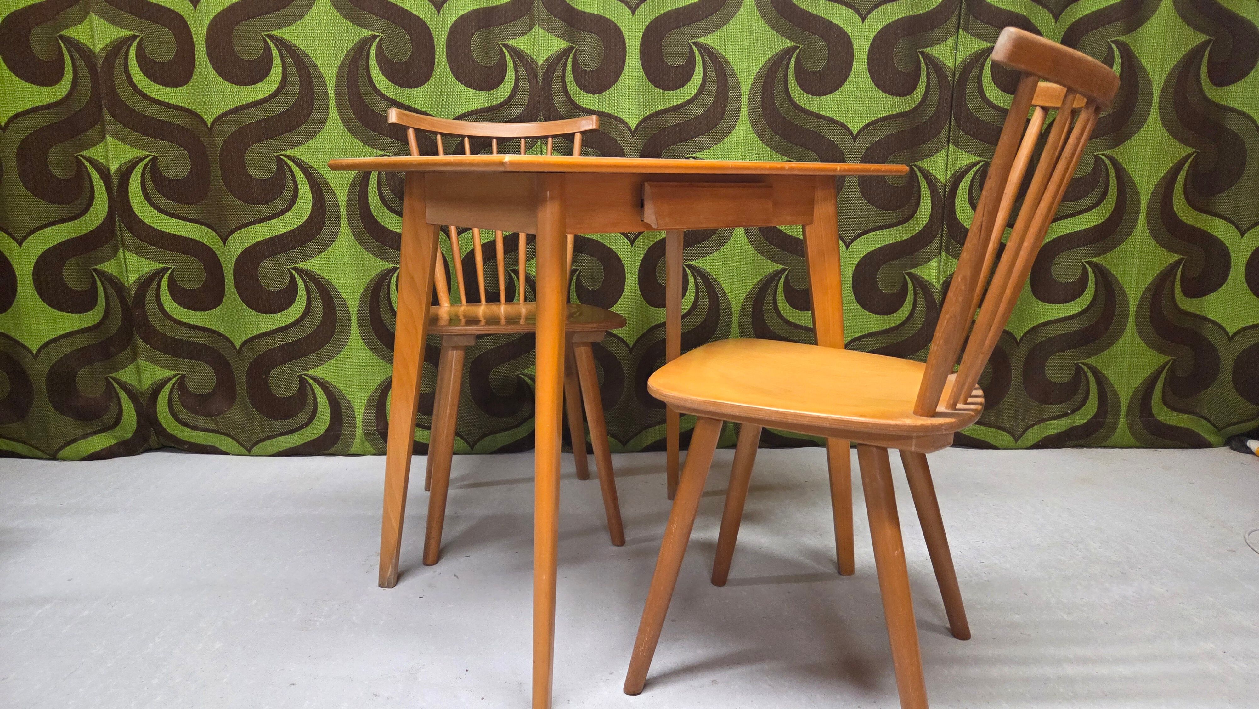 Table and 2 Scandinavian chairs 1960 vintage