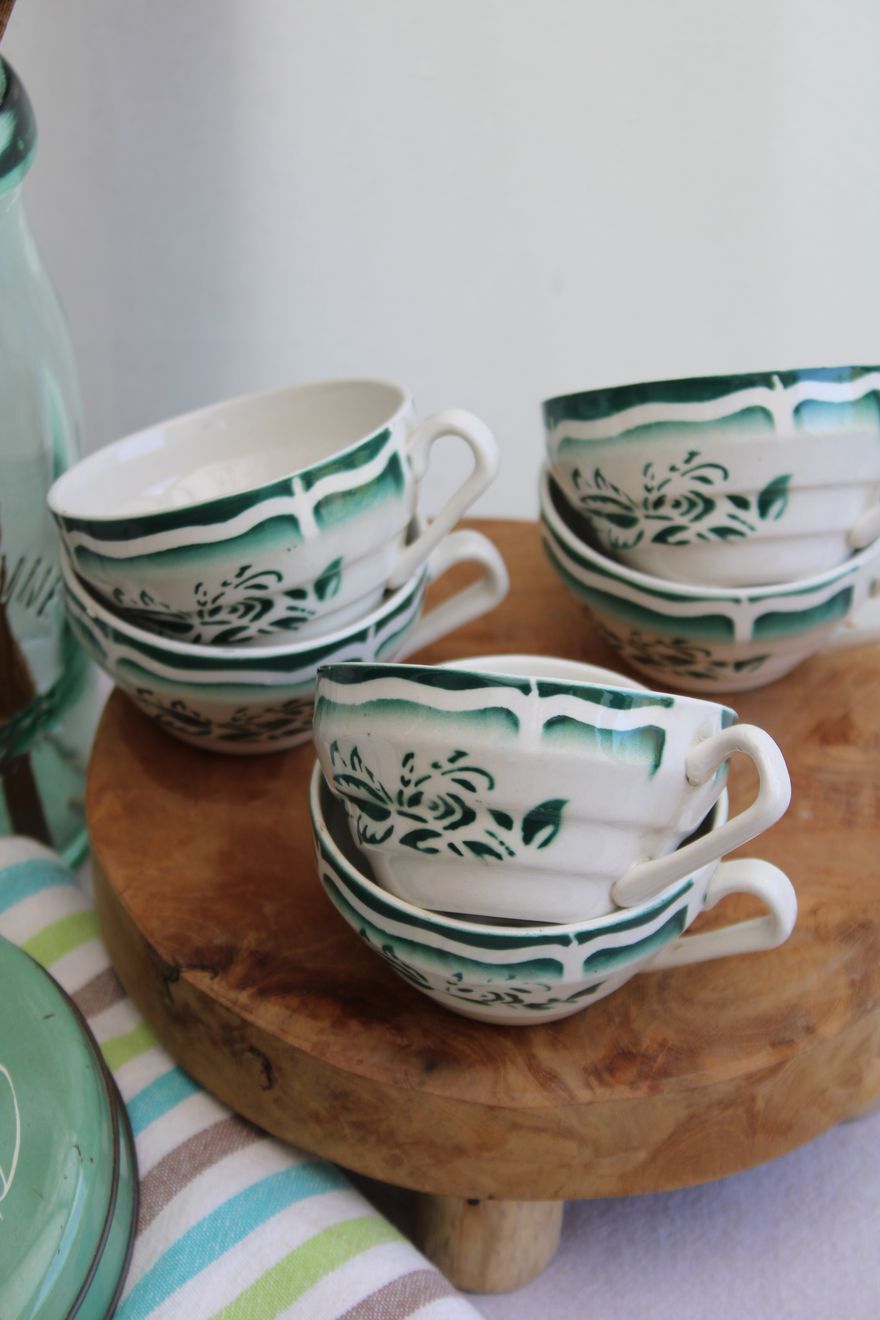 Set of 6 coffee cups