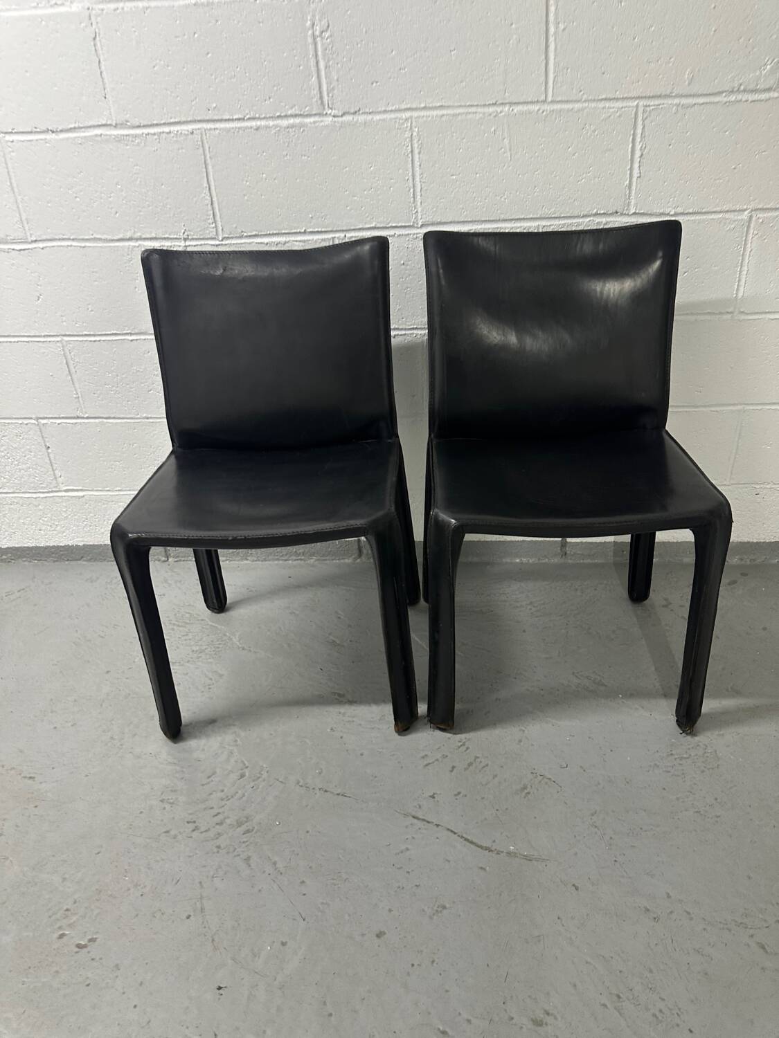 Set 2 chaises Cab 412  Mario Bellini pour Cassina