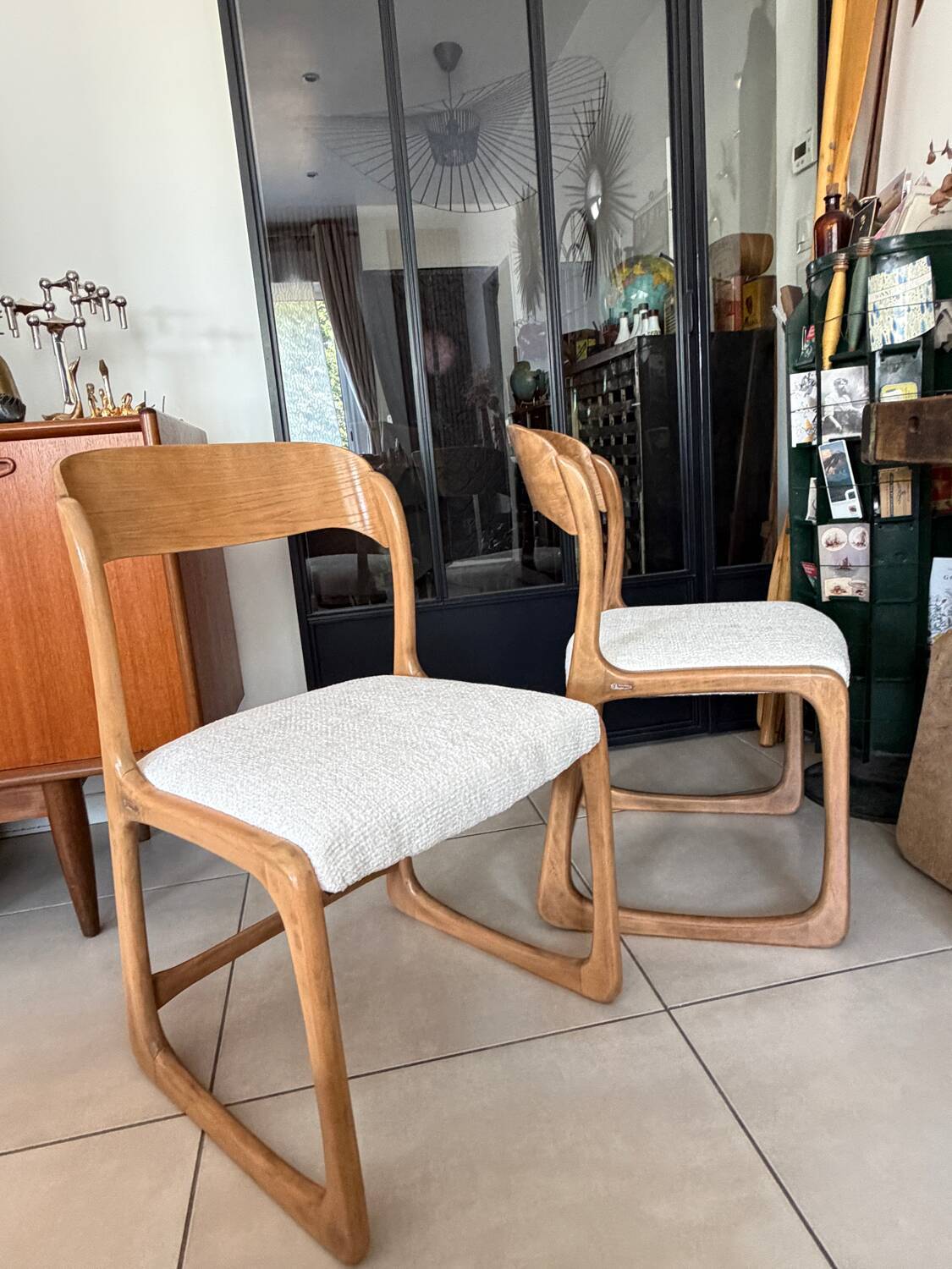 Ancienne paire de chaises Baumann traîneau vintage