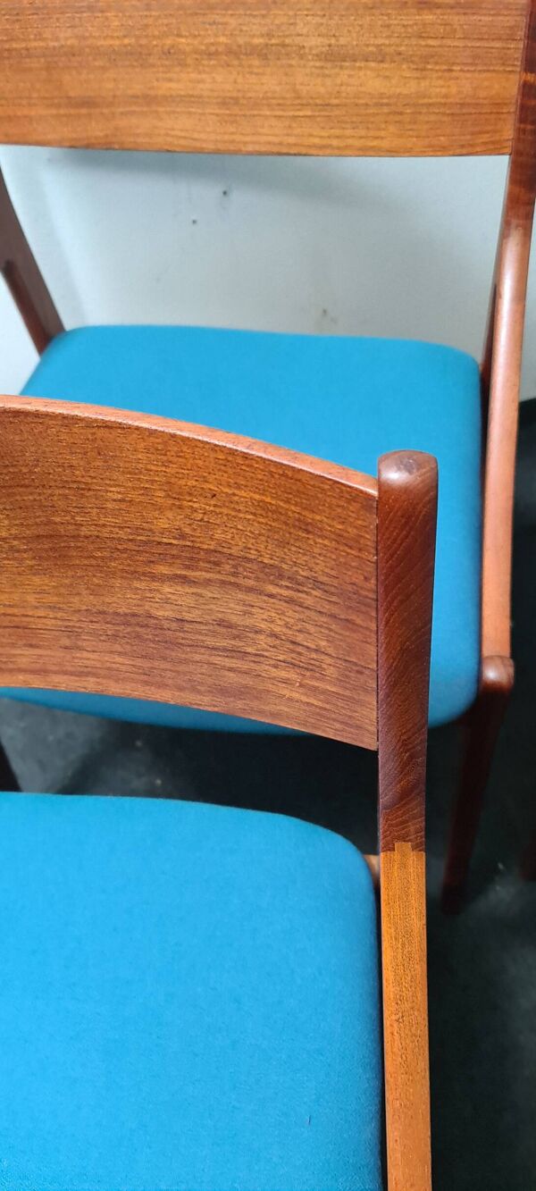 A set of 6 Vintage Danish design dining chairs by Vestervig Eriksen