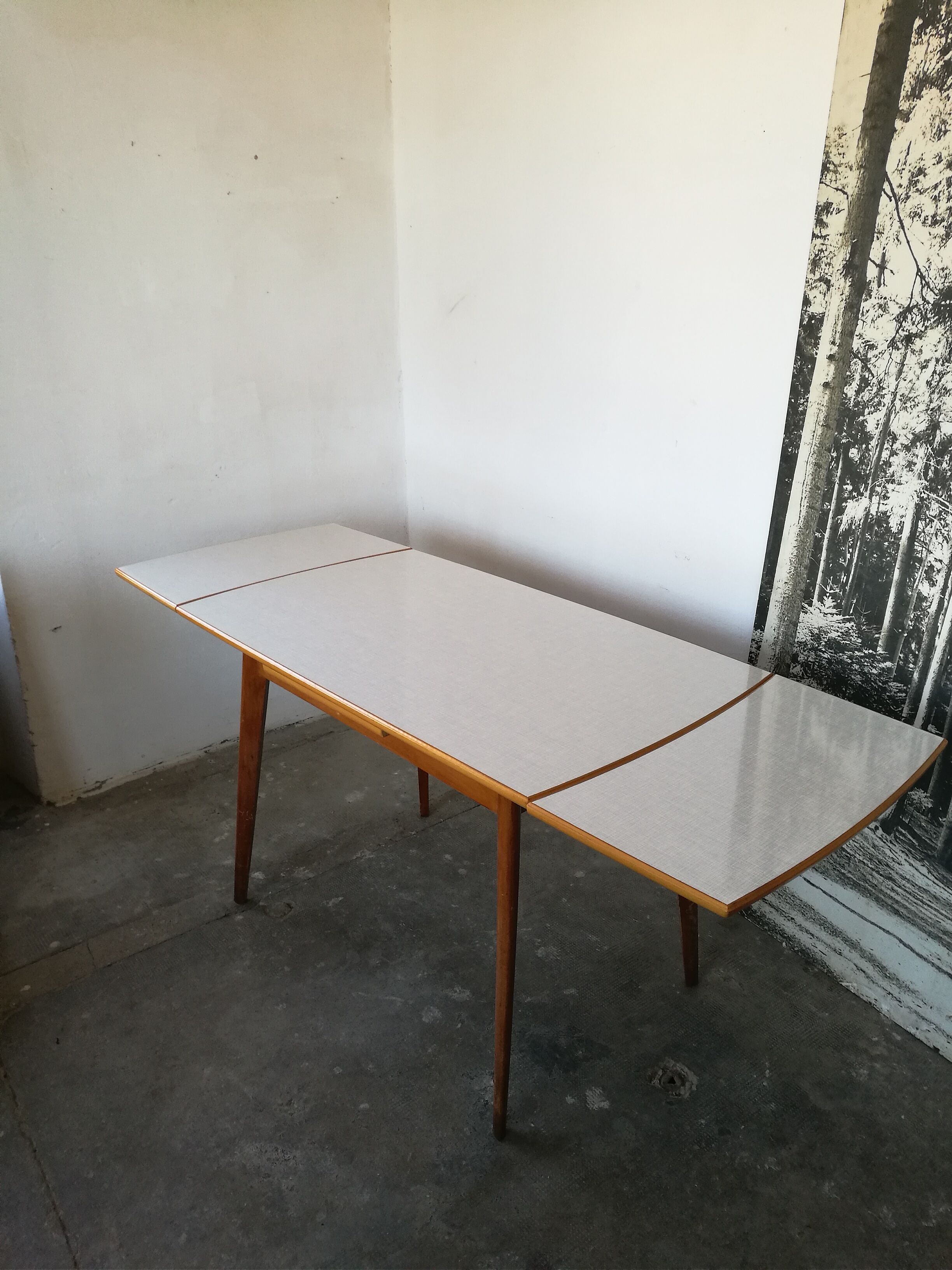 Vintage table foot compass, with extensions