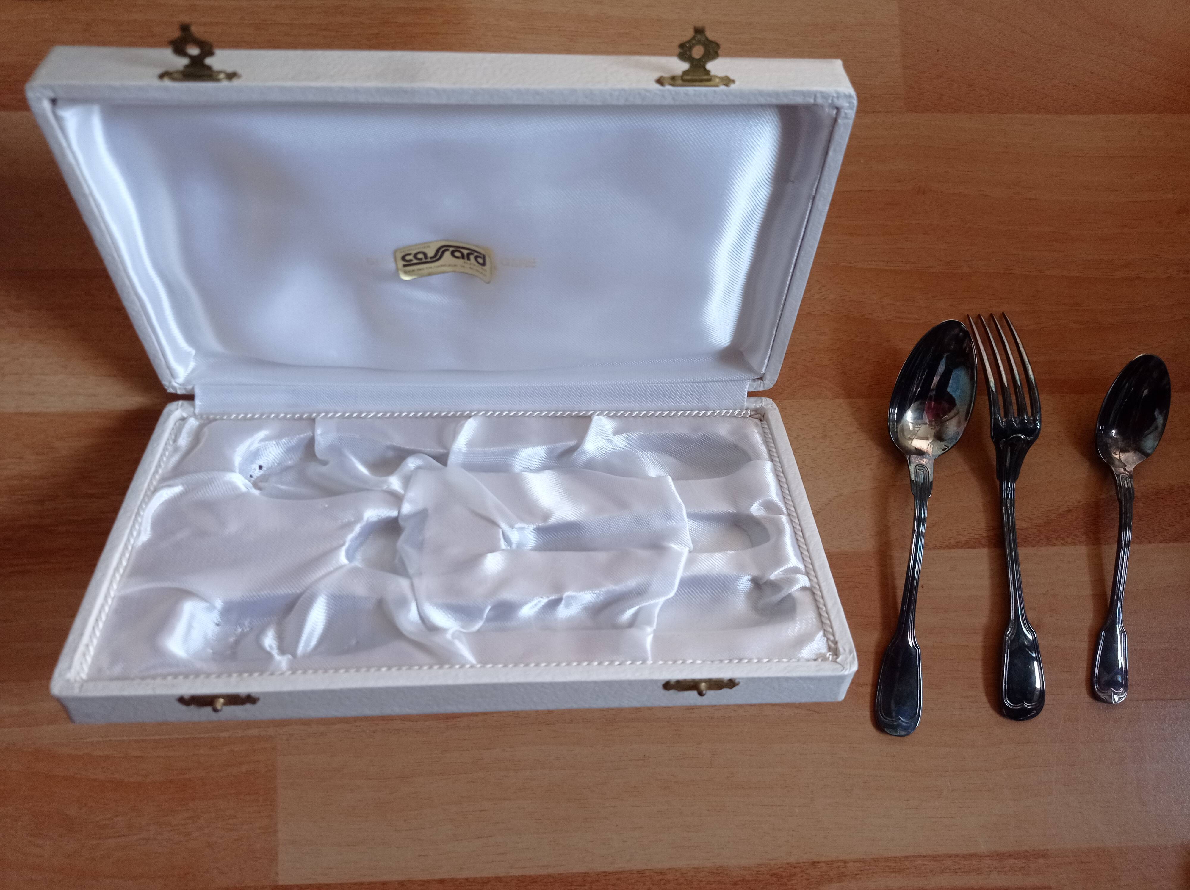 Silver Cutlery Set - Silverware