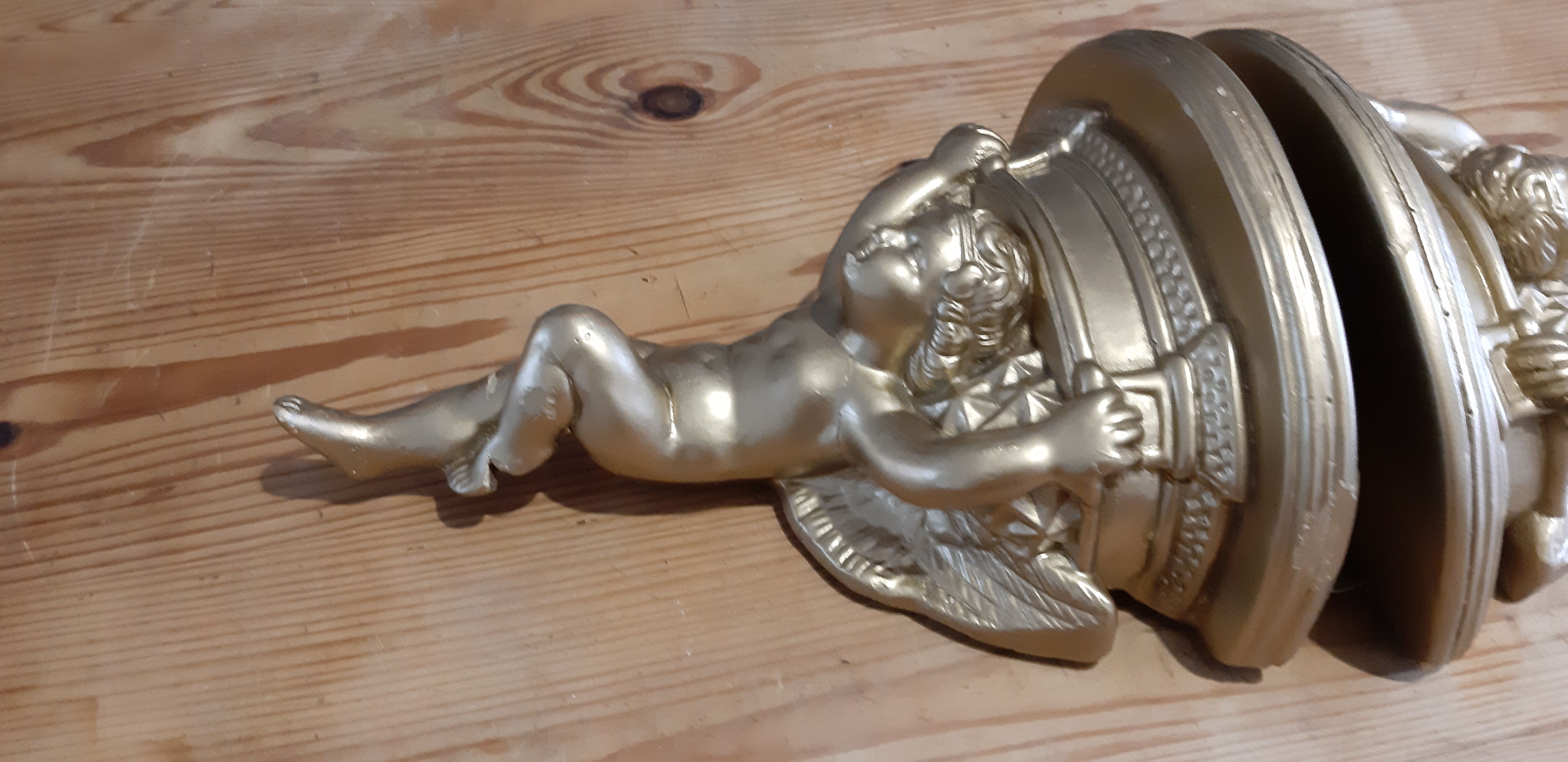 Pair of golden plaster wall selettes