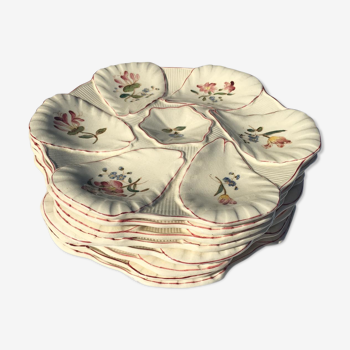 9 Oyster plates, Longchamp dabbling, hand-painted c1910