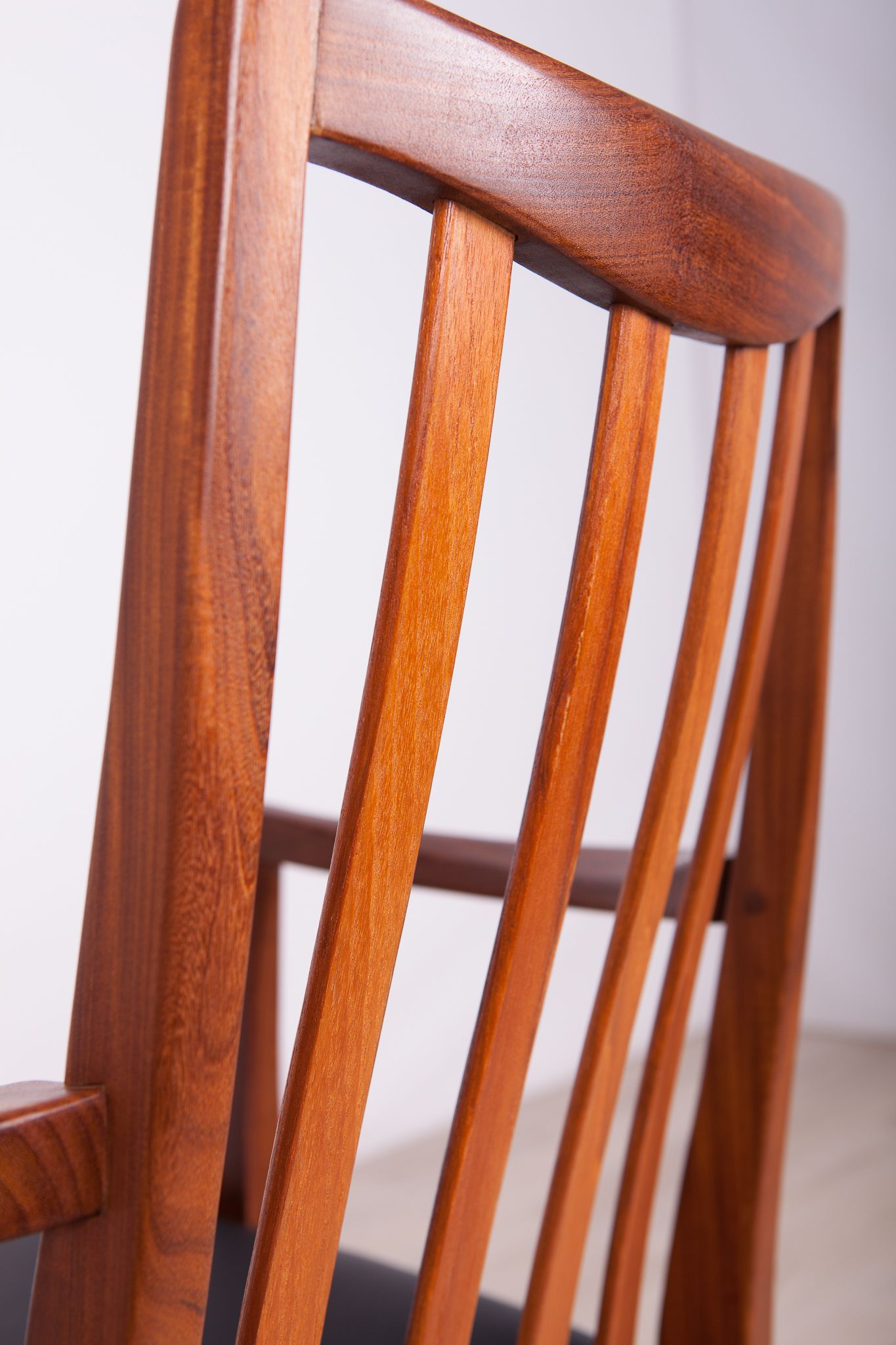 Mid Century Teak & Leather Dining Chairs by Leslie Dandy for G-Plan, 1960