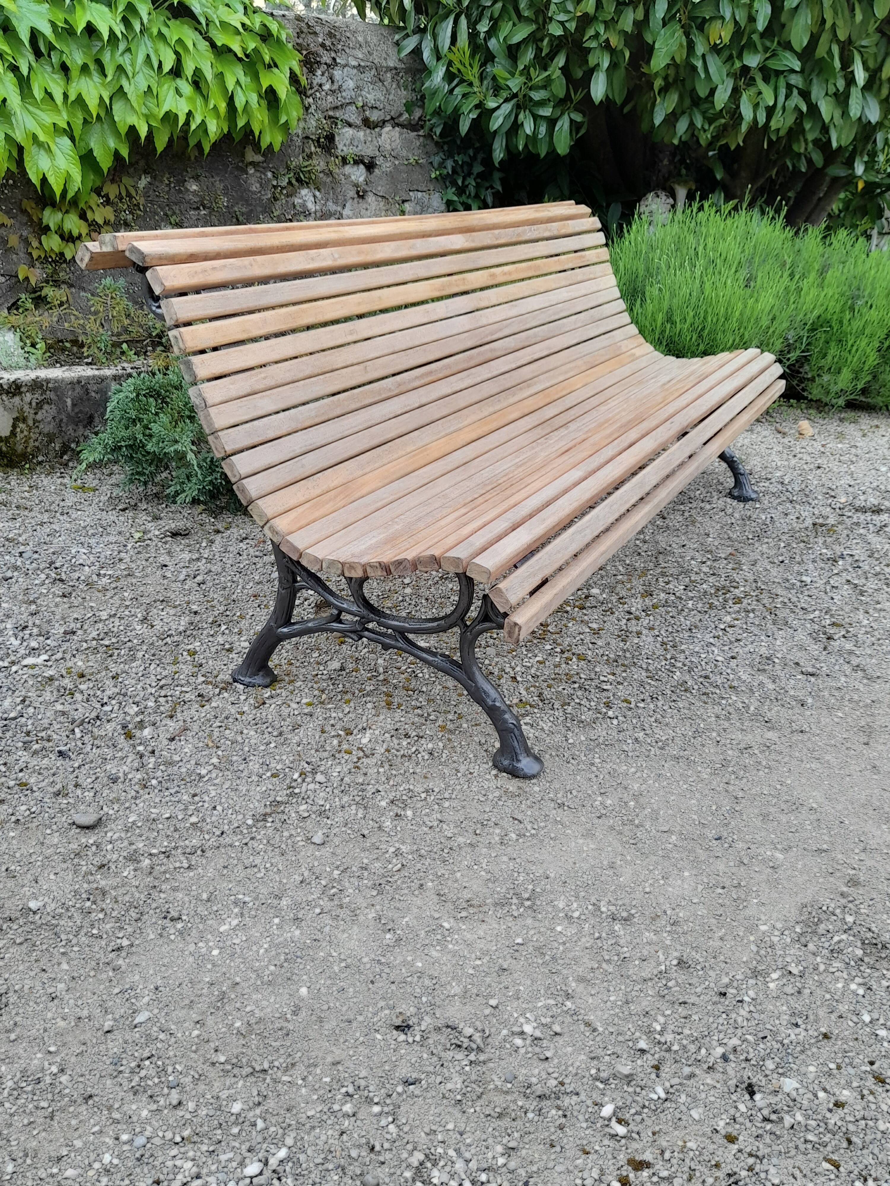Banc de jardin ancien