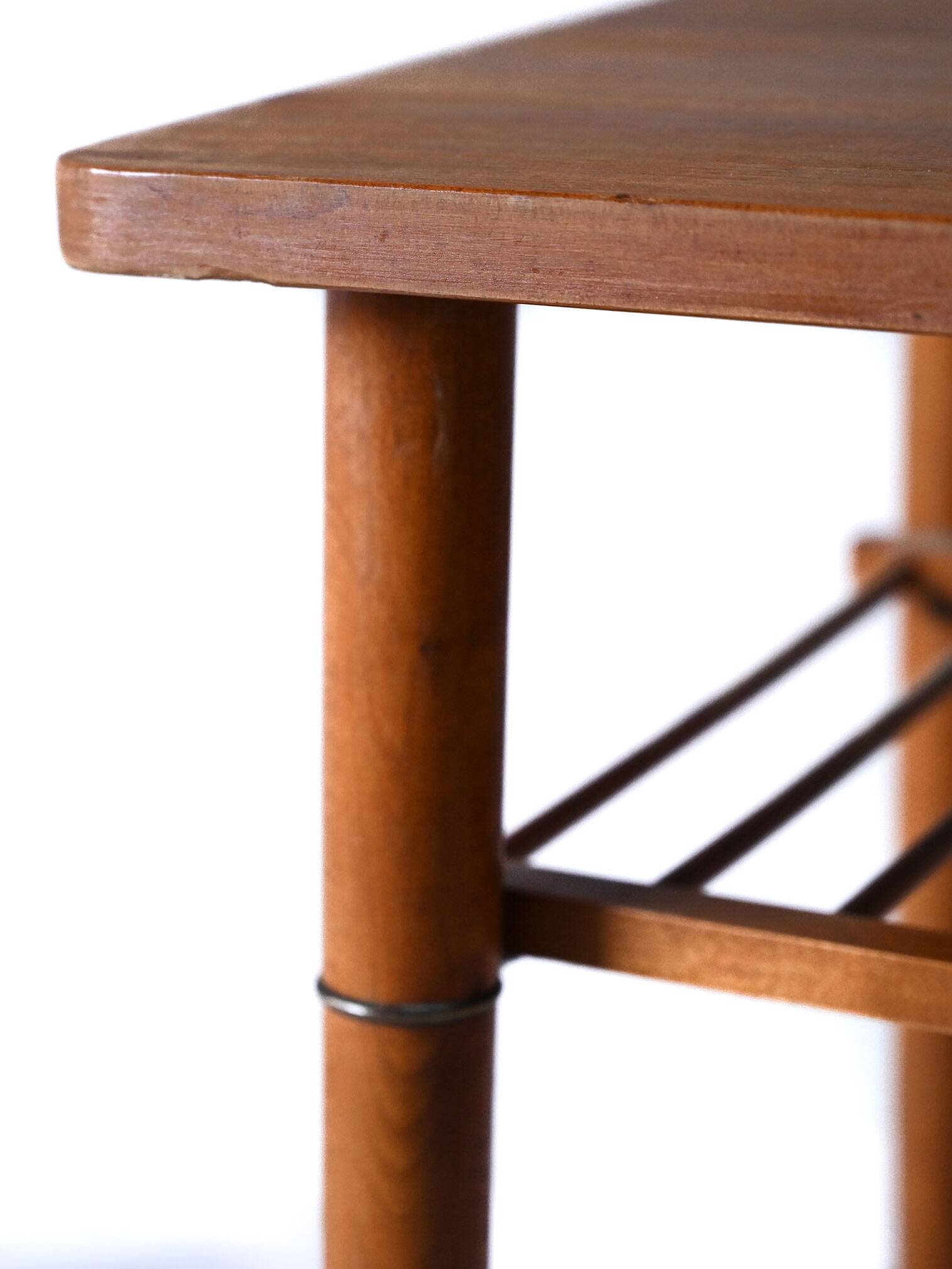 1950s coffee table on wheels