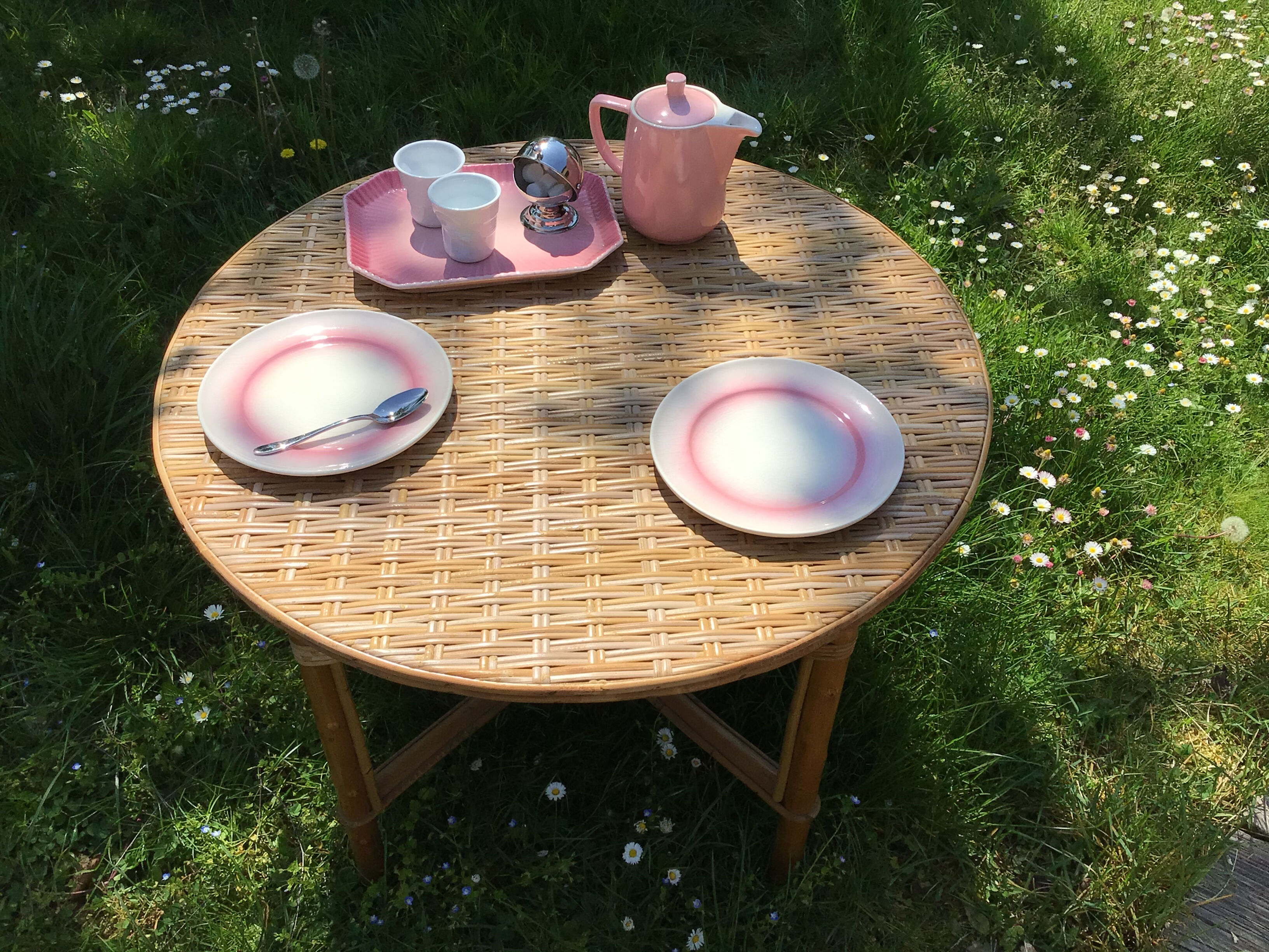 Vintage rattan coffee table diameter 70cm