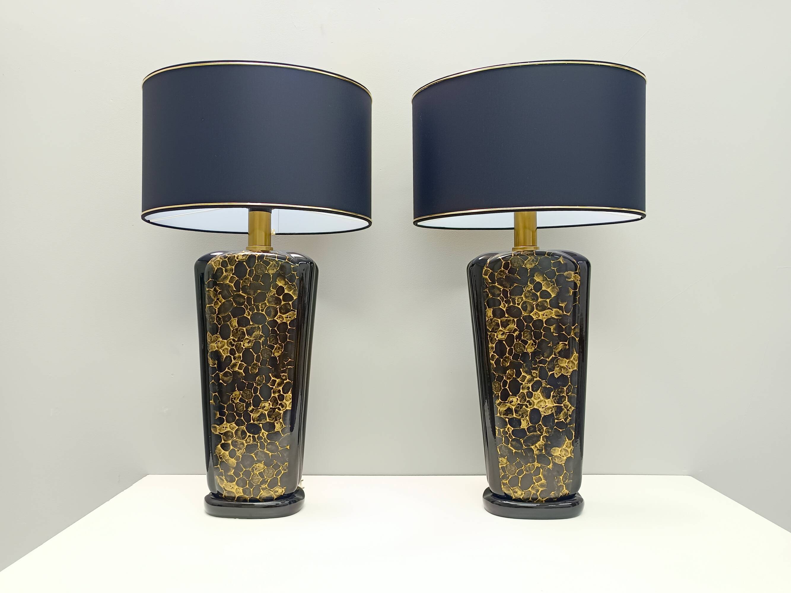 Lampes de table en céramique émaillée noir et or postmodernes, Italie années 1980
