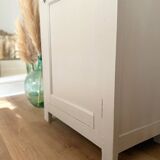 Small Parisian Wardrobe