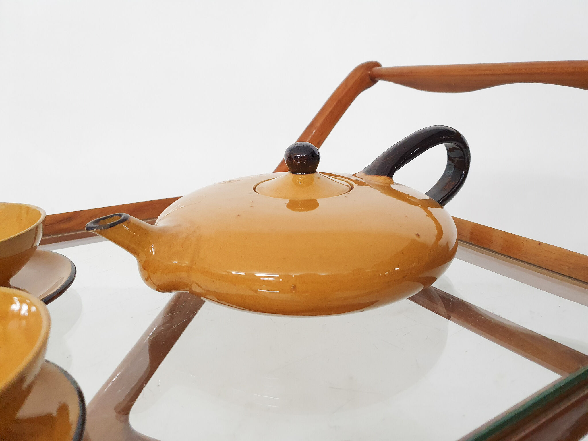 Vaisselle en porcelaine ocre de Roger Mourre pour Dieulefit, France années 1950