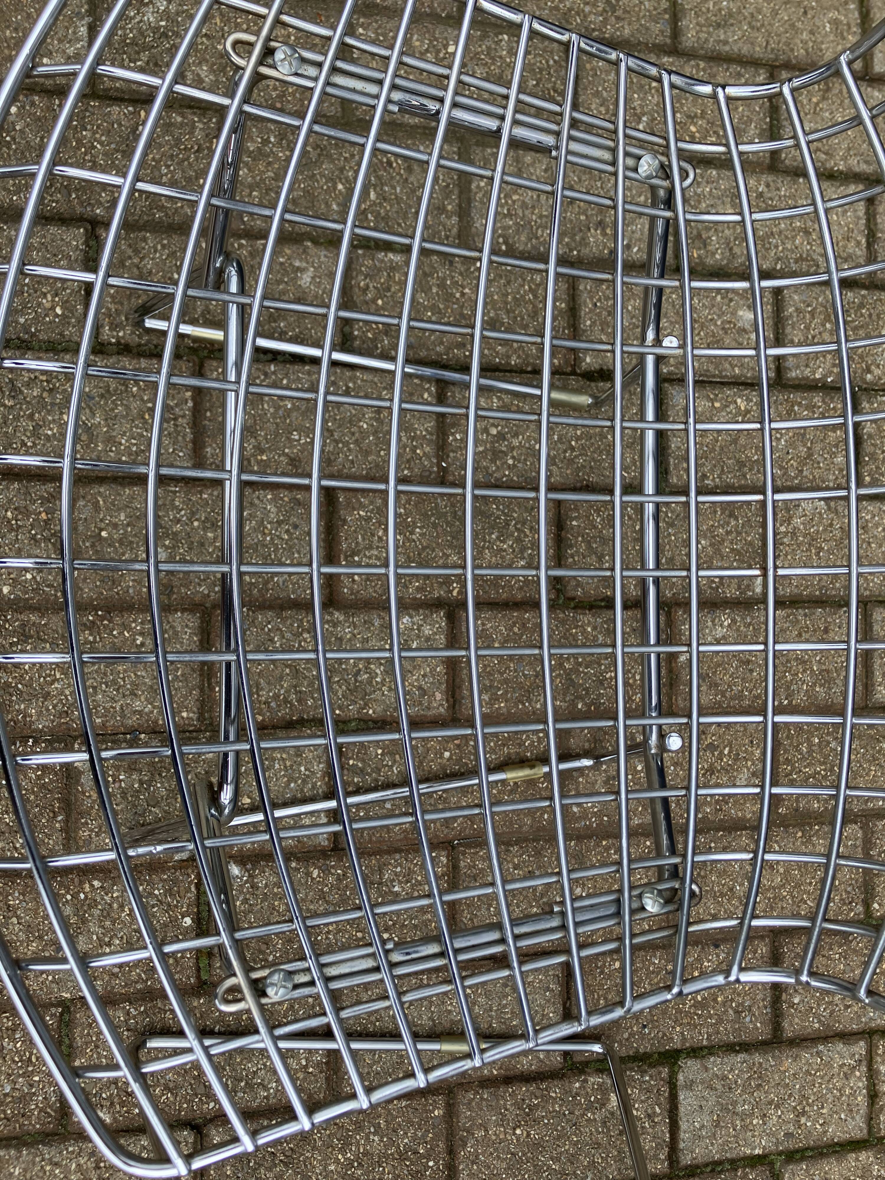 3x original Knoll Bertoia side chairs chroom