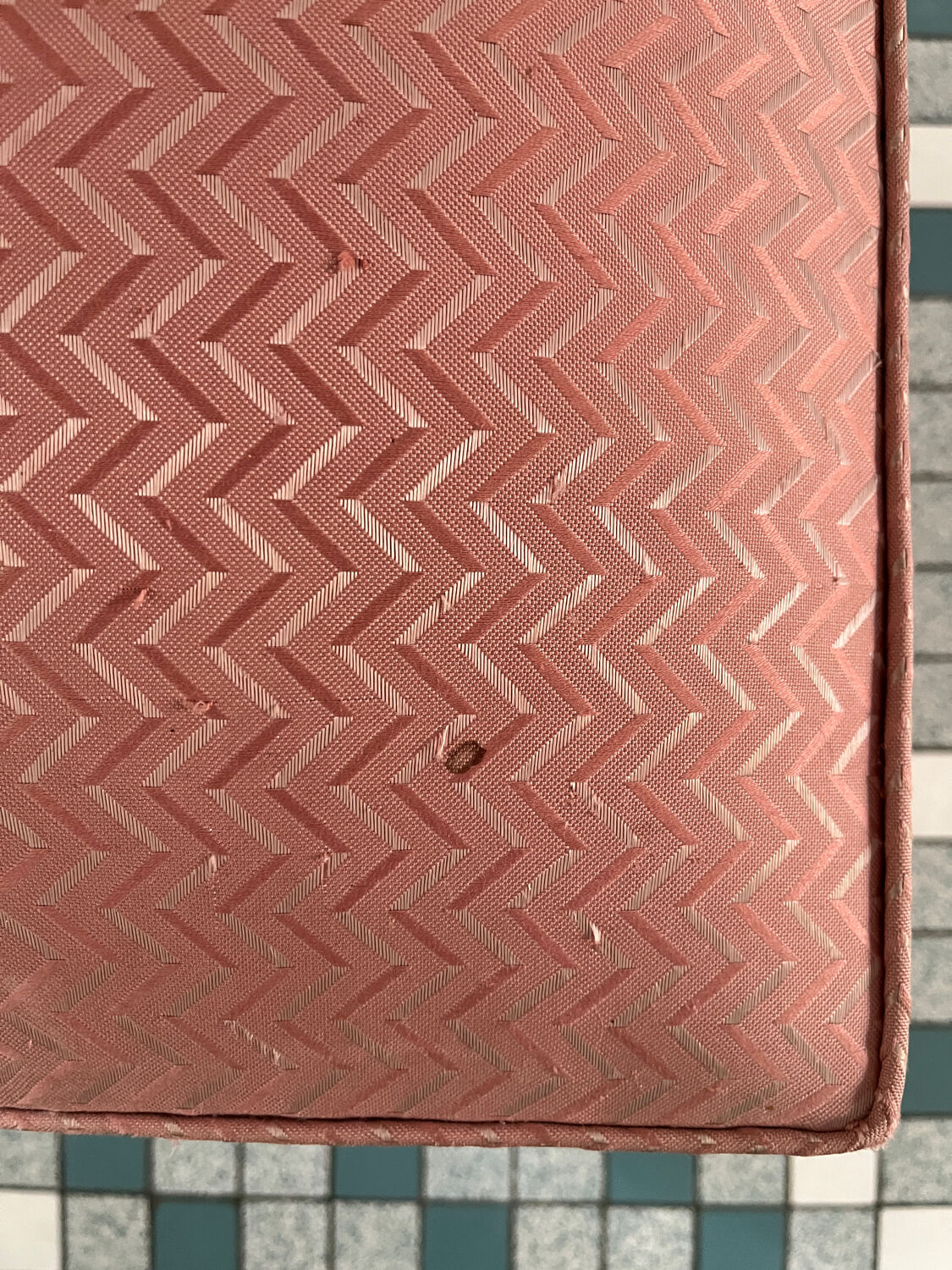 Repose Pied en Tissu Rose