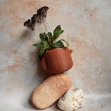Nova Planter Burnt Ochre