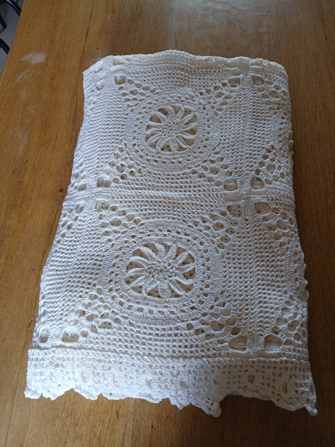 Dessus de lit ancien en crochet fait main