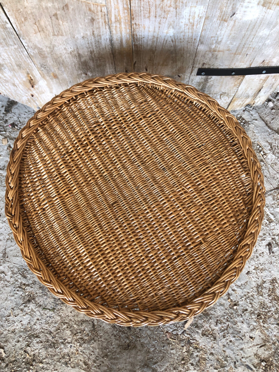 Diabolo coffee table in vintage woven wicker #a040