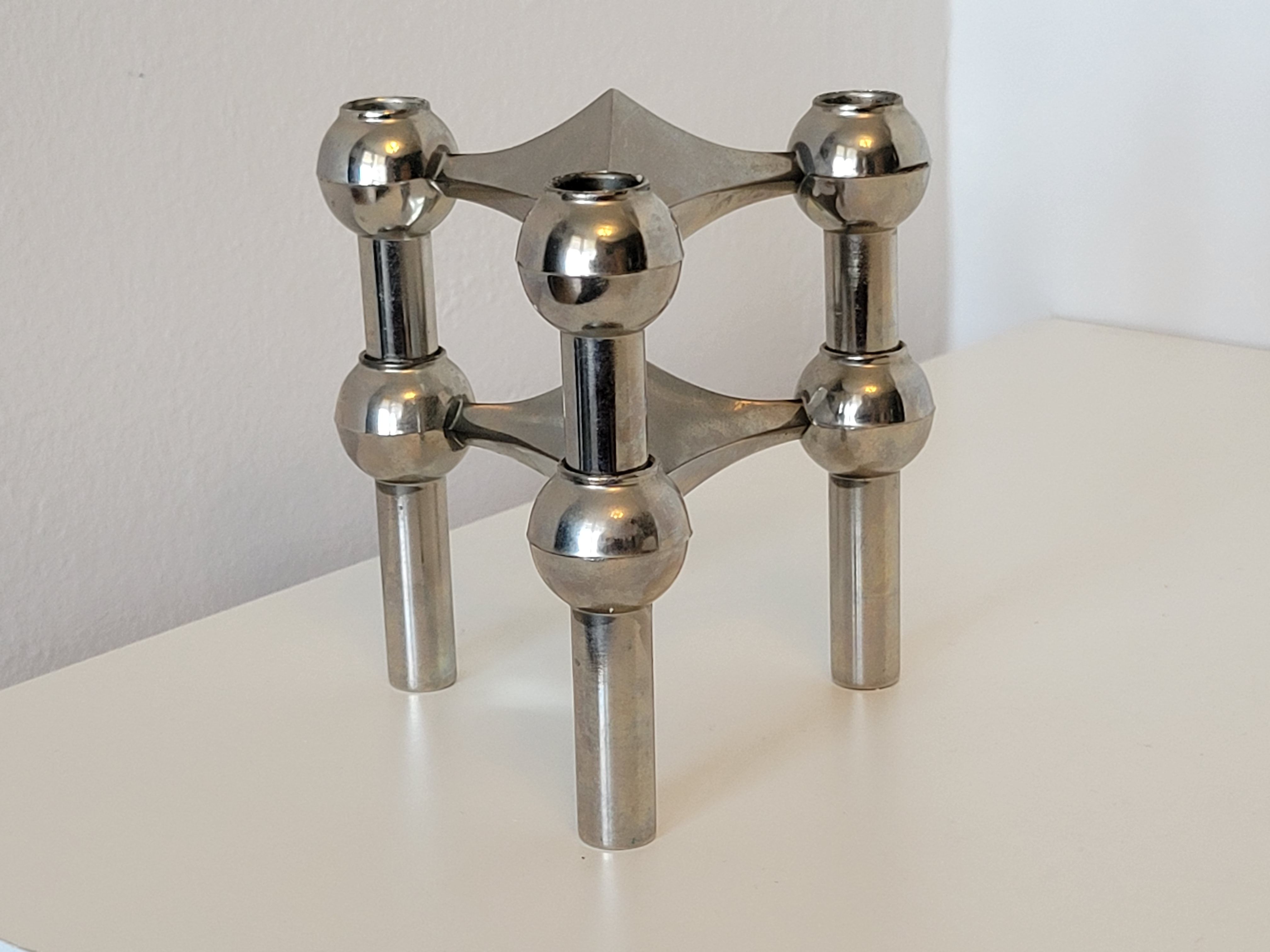 Pair of tripod candle holders design 60s NAGEL STOFF metal