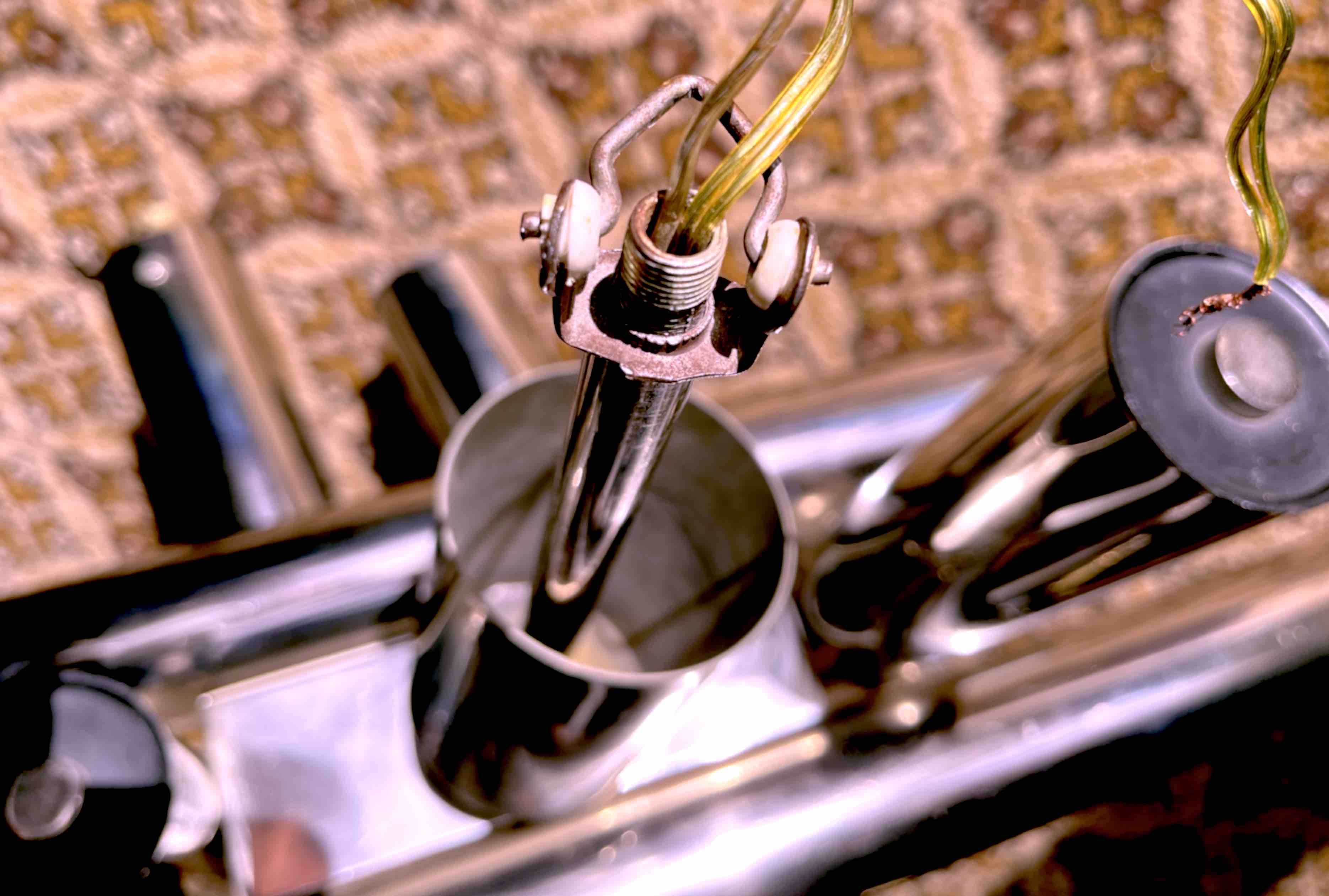 Sciolari chrome and opaline chandelier 1970