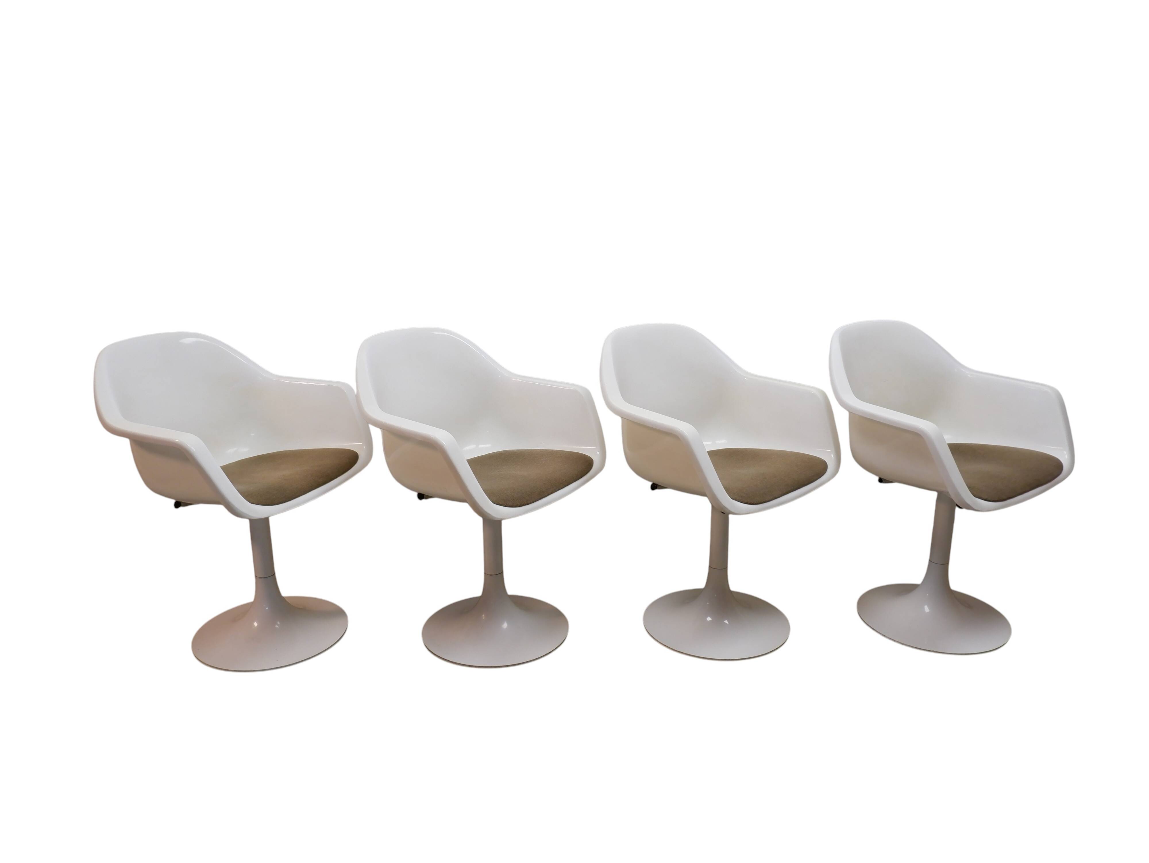 Ensemble de 4 chaises pivotantes par OWI, années 1970