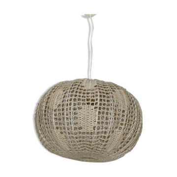 Macramé suspension from the 60/70