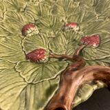 Dish strawberries ceramic slurry