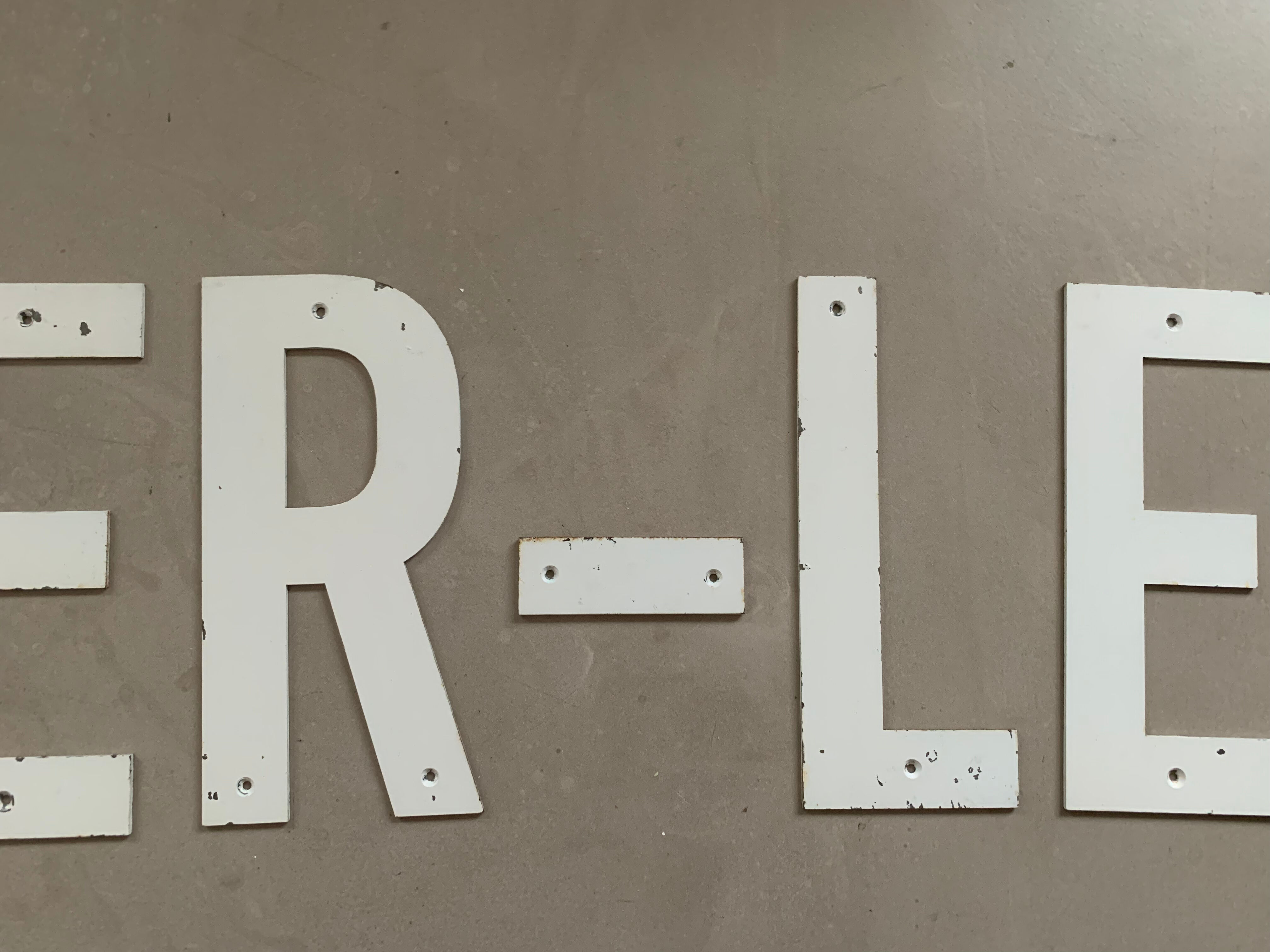 Old sign letter L / /27cm