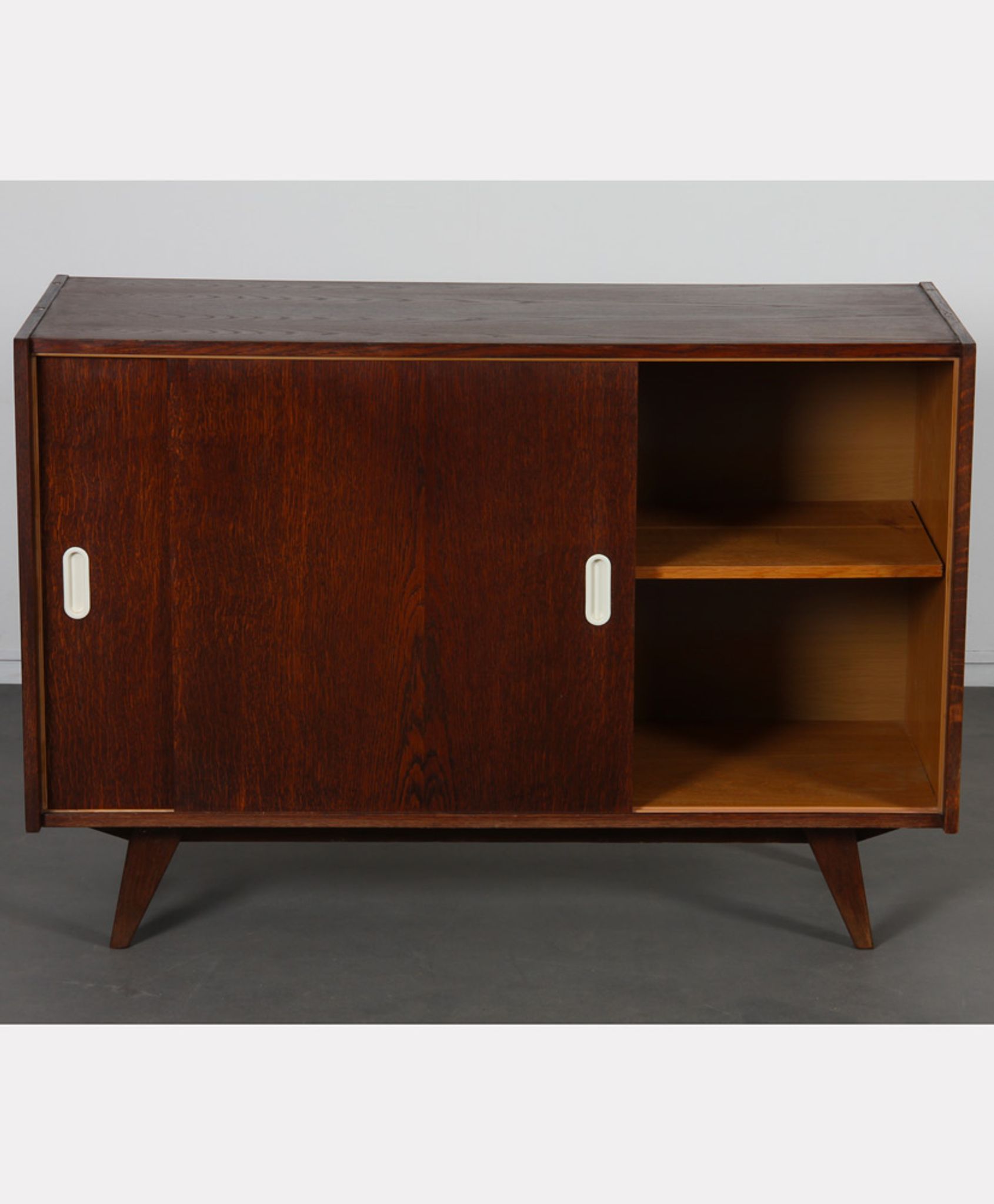 Buffet designed by Jiri Jiroutek, model U-452, 1960