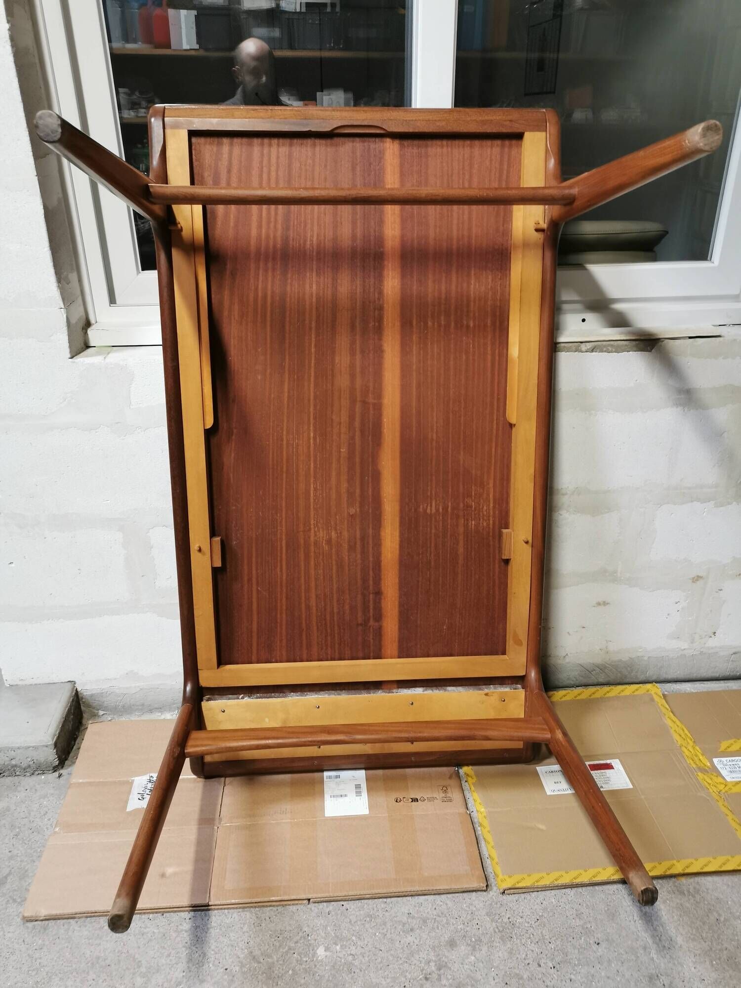 Vintage Scandinavian design table in Teak asymmetric extension by Johannes Andersen 1960