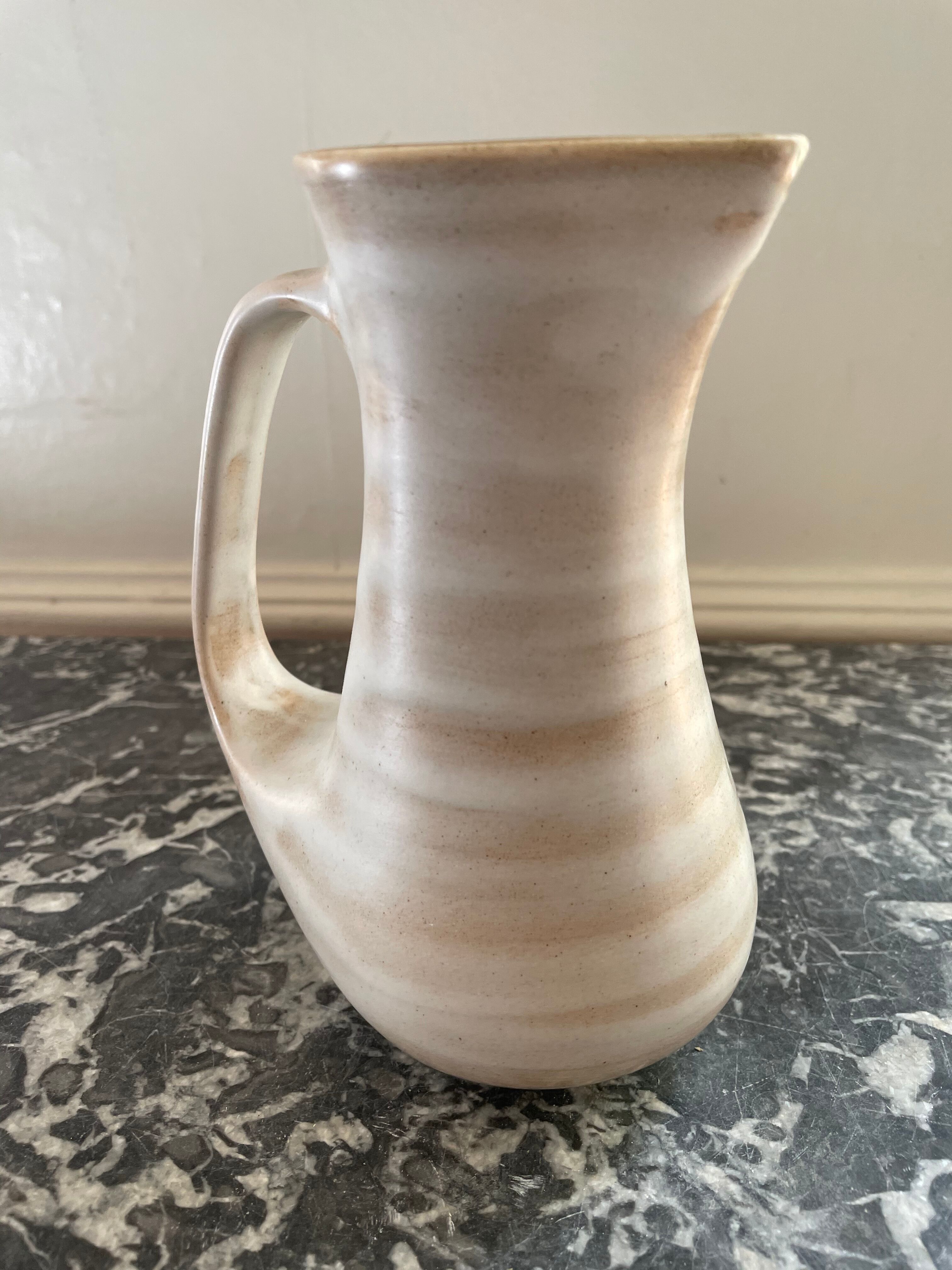 Niderviler skate pitcher