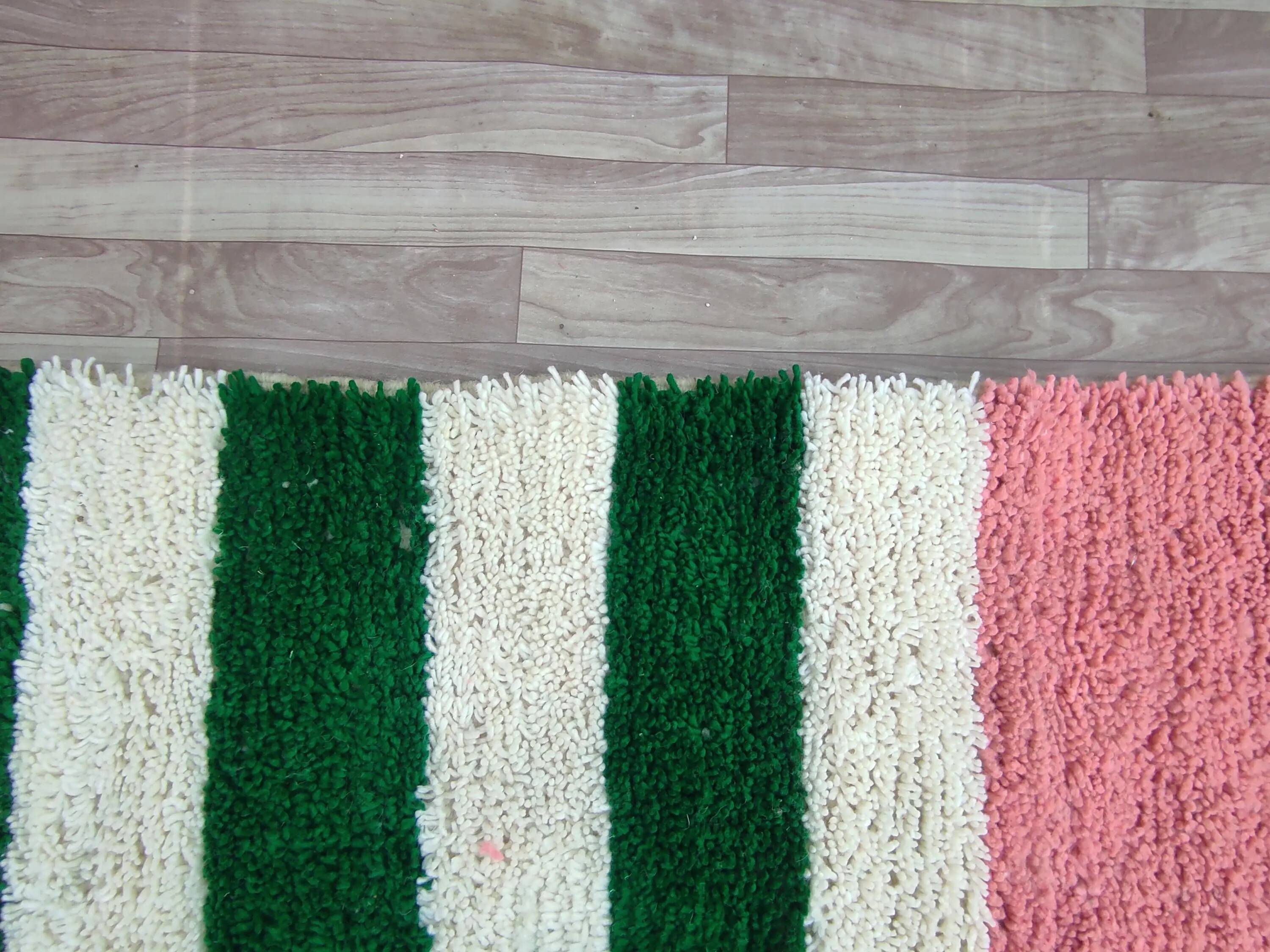 Handmade Berber rug in pure wool 3x2 m