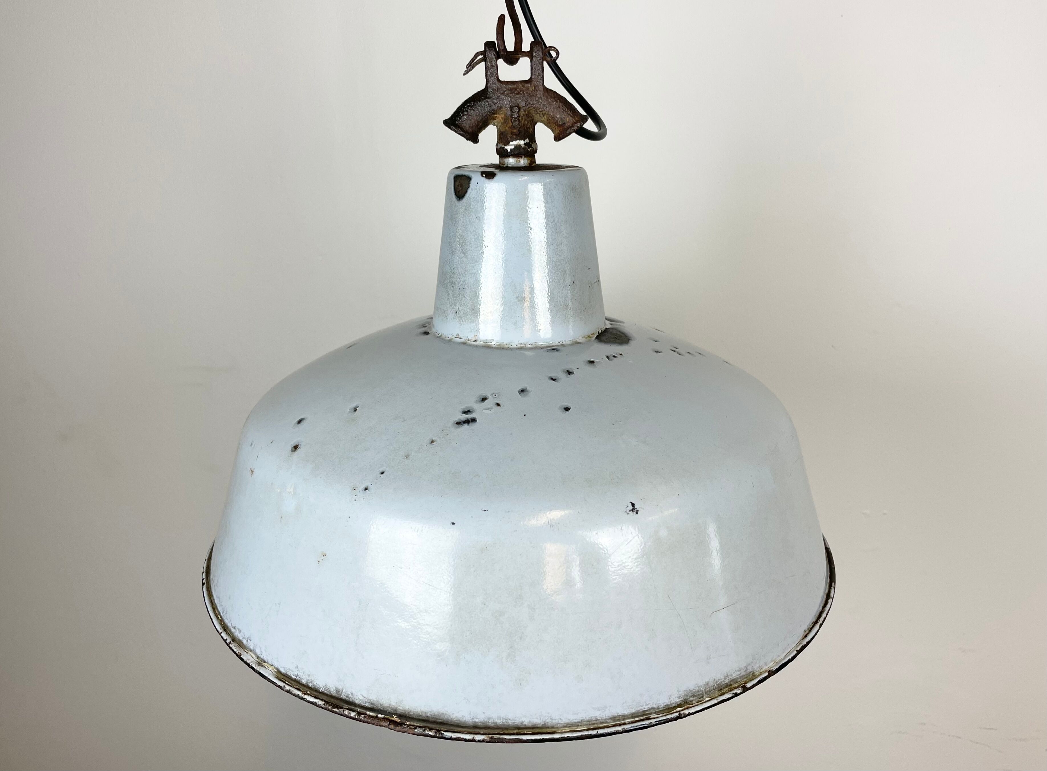Industrial light grey enamel factory lamp with cast iron top, 1950s