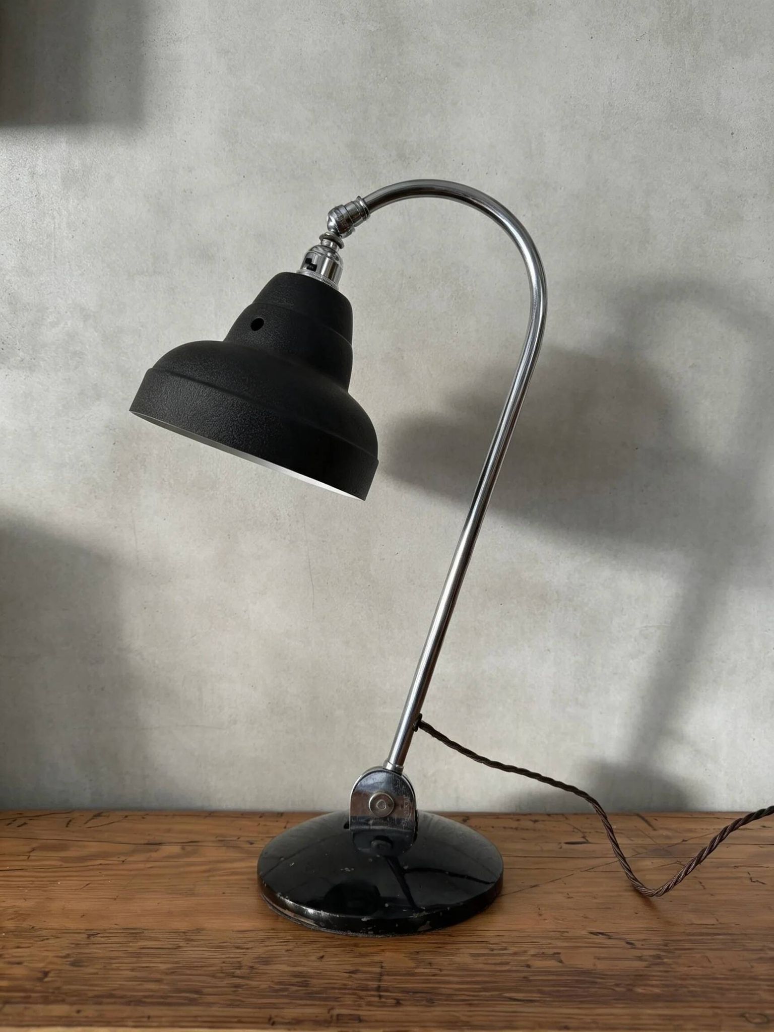 Lampe de table Bestlite des années 1930 par Robert Dudley Best