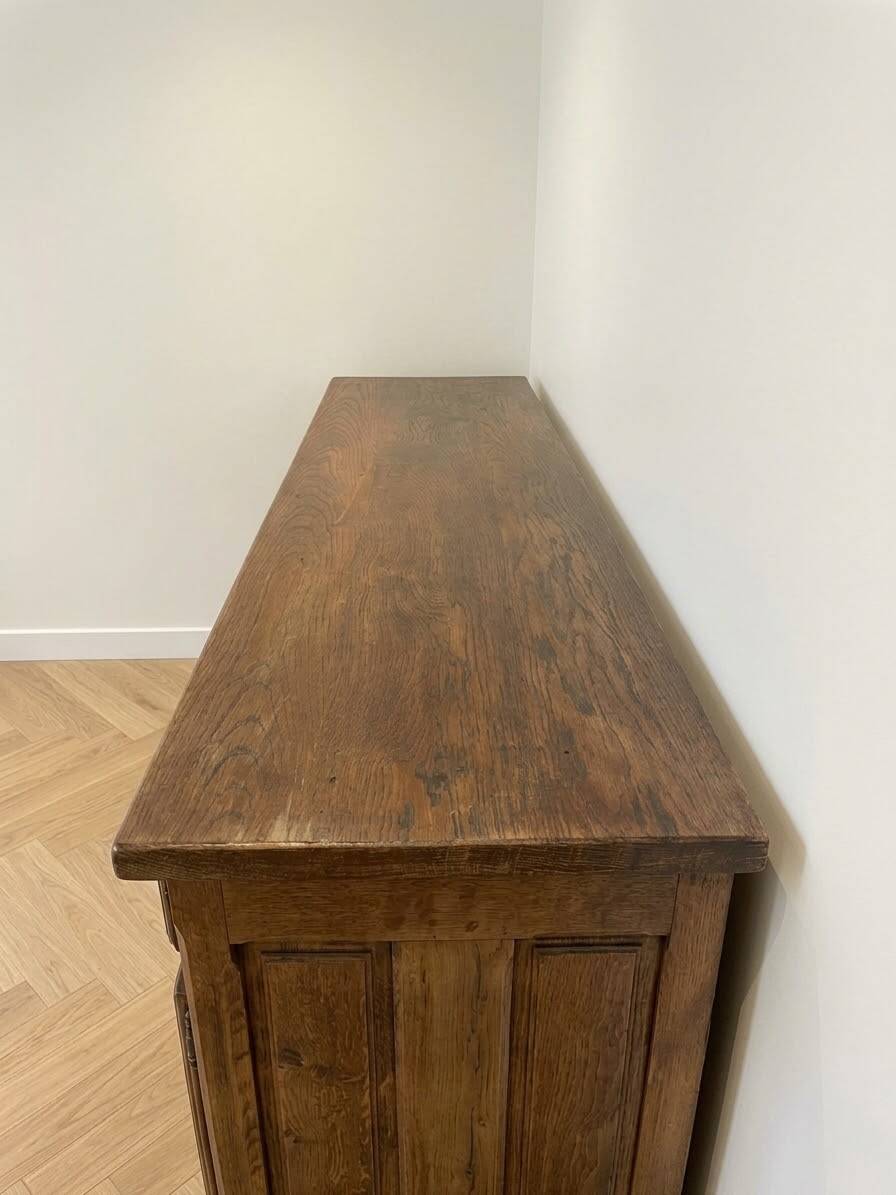 Low sideboard buffet in rustic solid oak