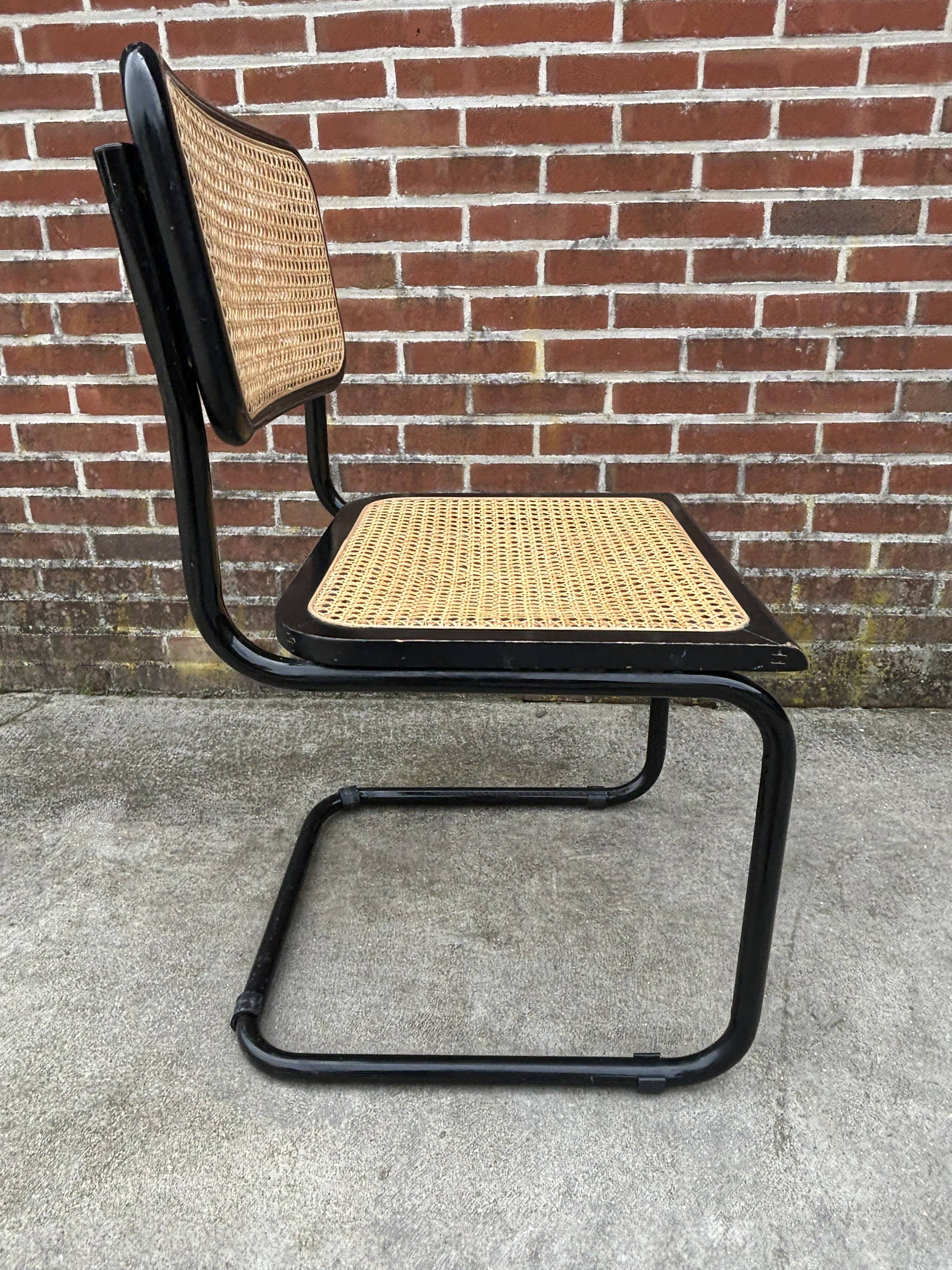 Vintage Cesca design chair b32 model in black