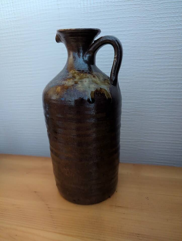 potter's vase jug