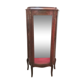 Vitrine style Louis XV en acajou et bronze