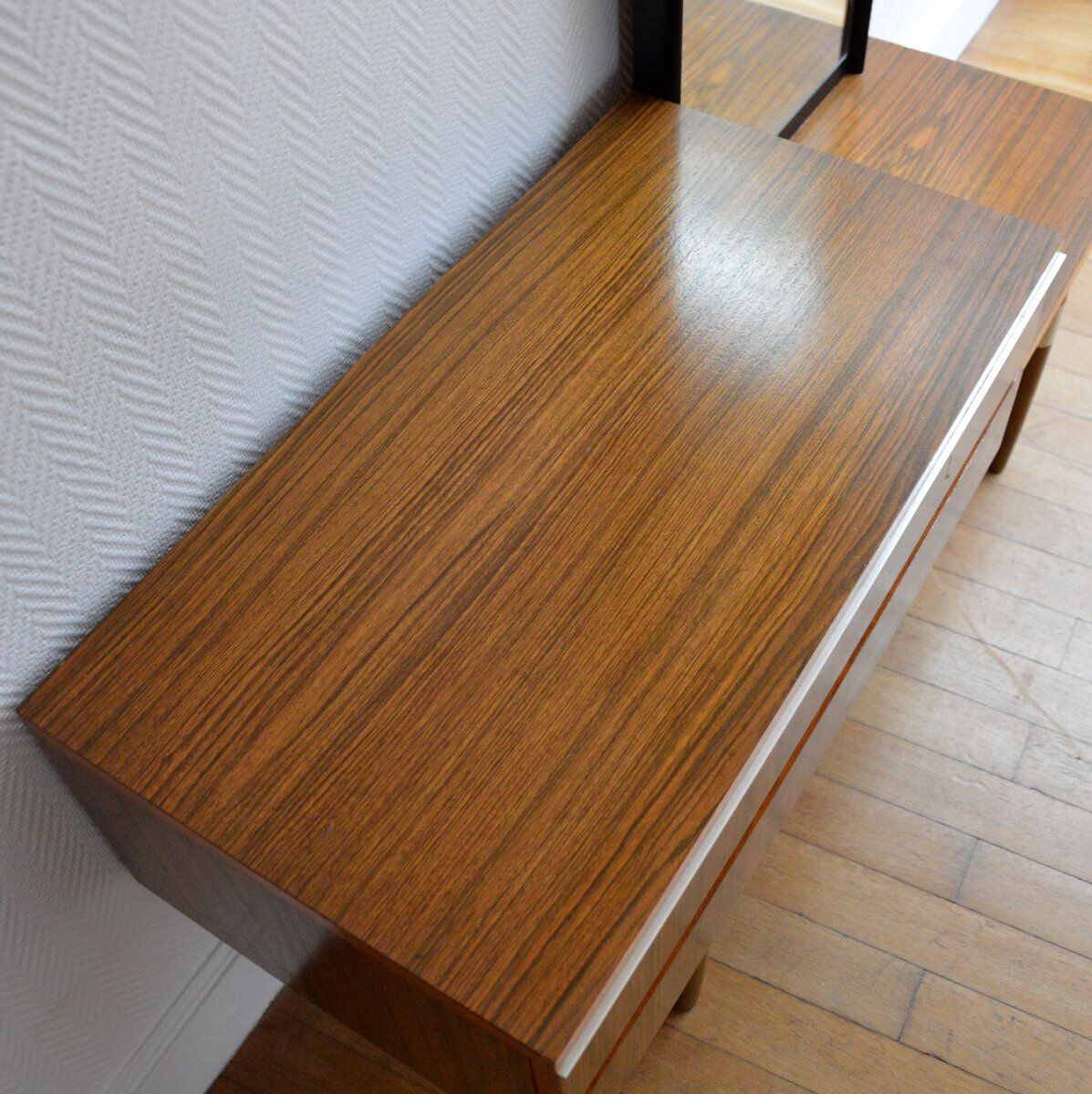 Entry furniture
