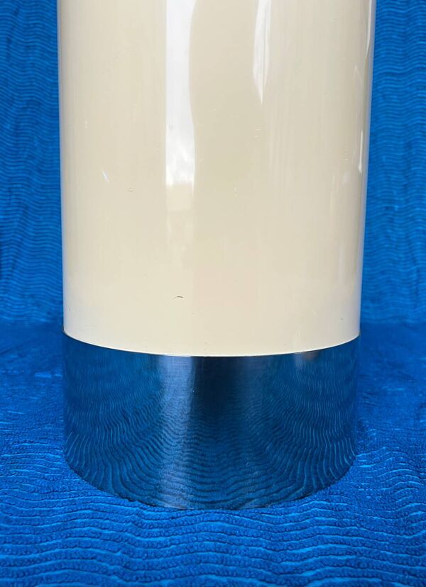 Porte-parapluies/cendrier/vide-poches/corbeille a papier/mobilier d’en