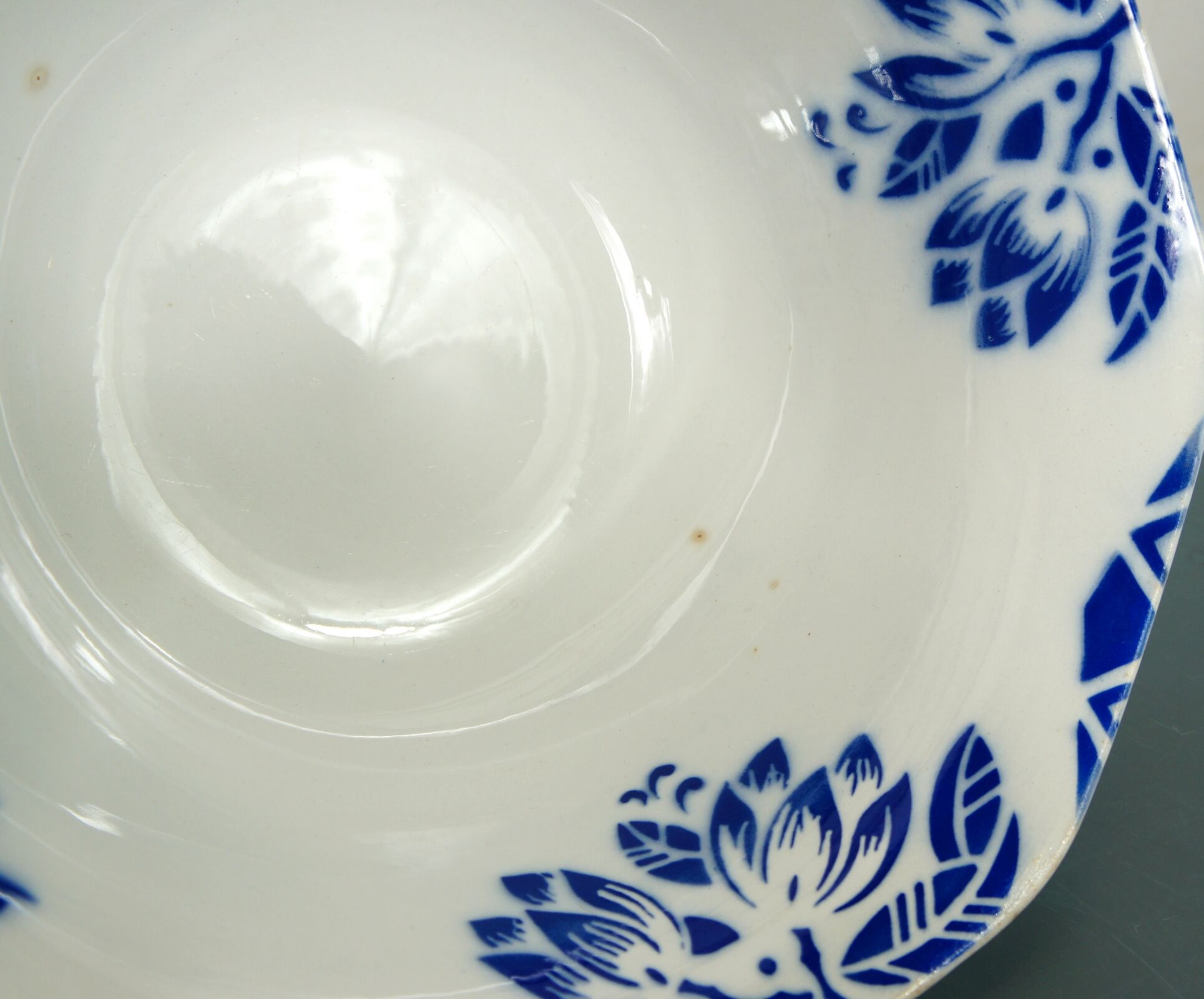 Set of 2 ceramic bowls