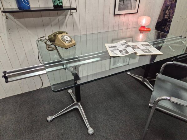 Bureau Herman Miller